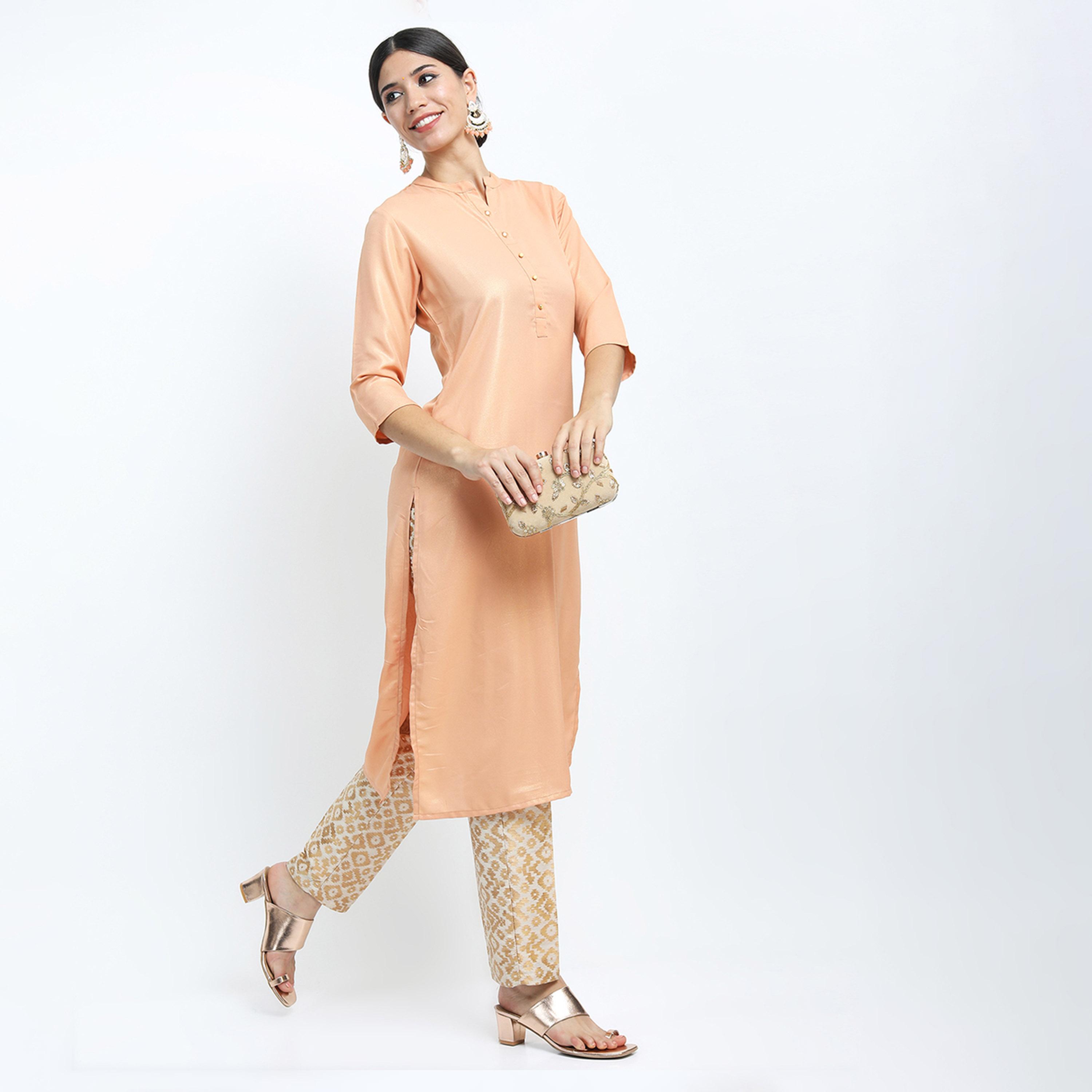 فيشود × ستايلي - كورتا مستقيمة سادة للنساء باللون البرتقالي-women-clothing-ethnicwear-kurtas-image-5