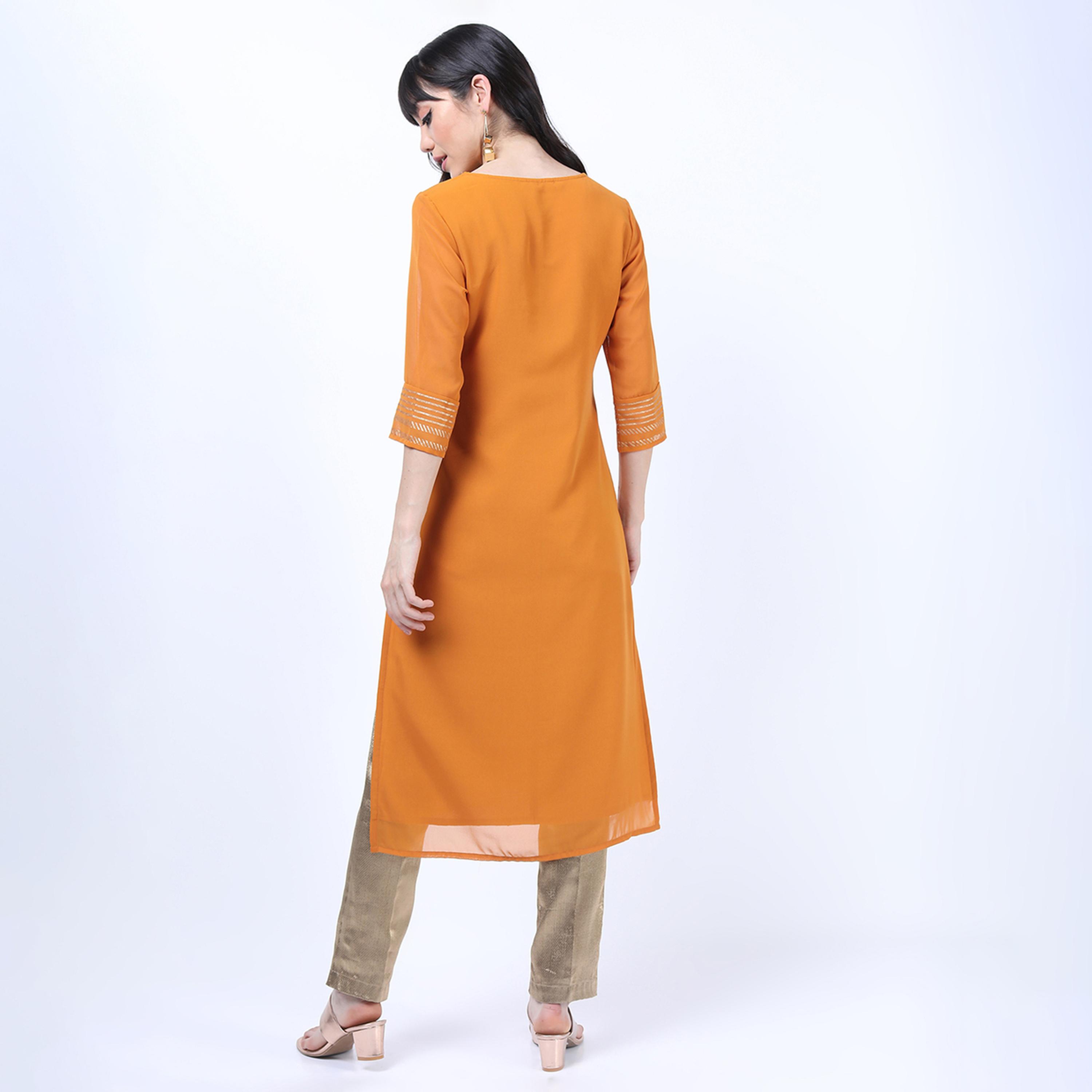 فيشود × ستايلي - كورتا مستقيمة مطبوعة بنقشات عرقية للنساء - بني-women-clothing-ethnicwear-kurtas-image-3