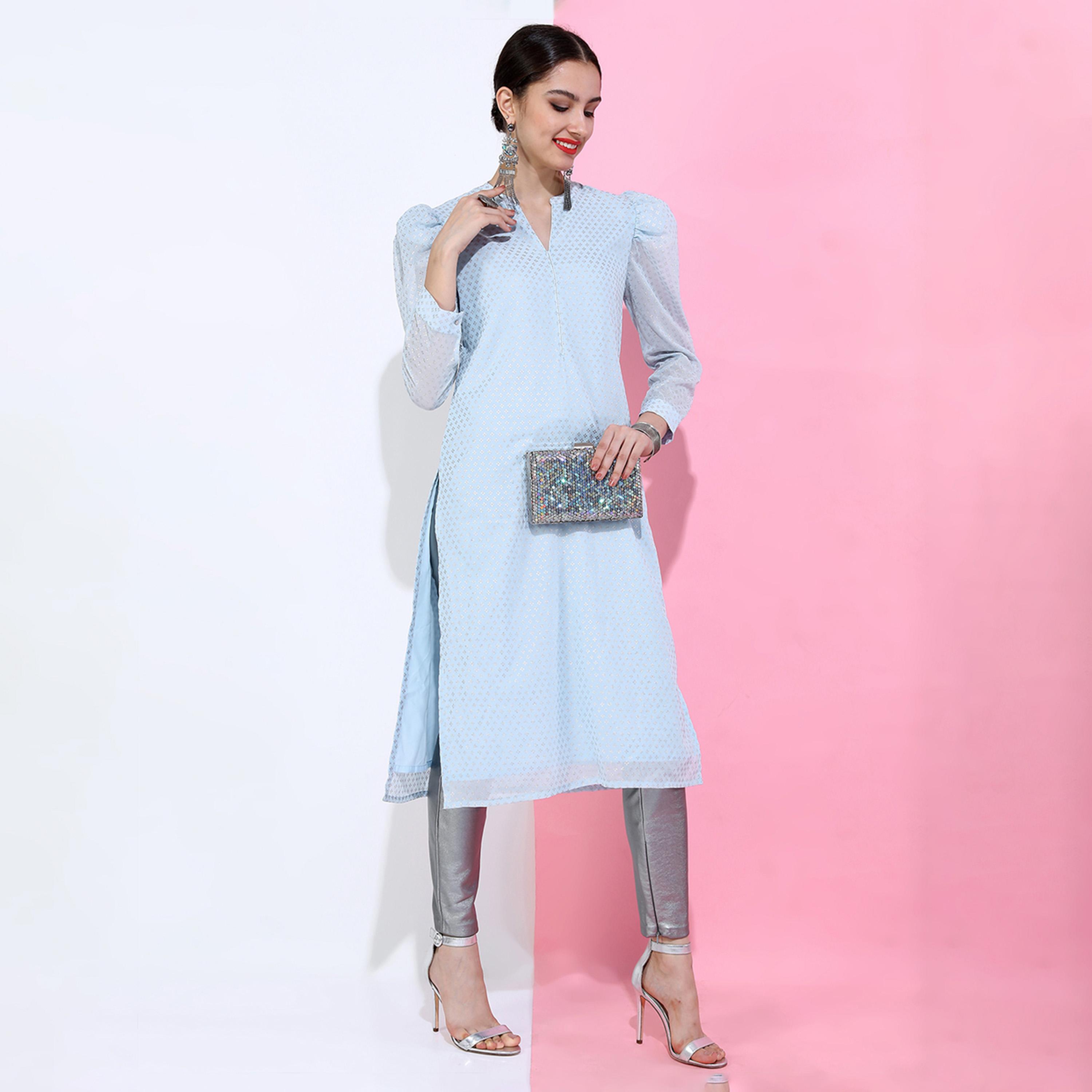 فيشود × ستايلي - كورتا جوتا باتي مطبوعة بالورود باللون الأزرق للنساء-women-clothing-ethnicwear-kurtas-image-1
