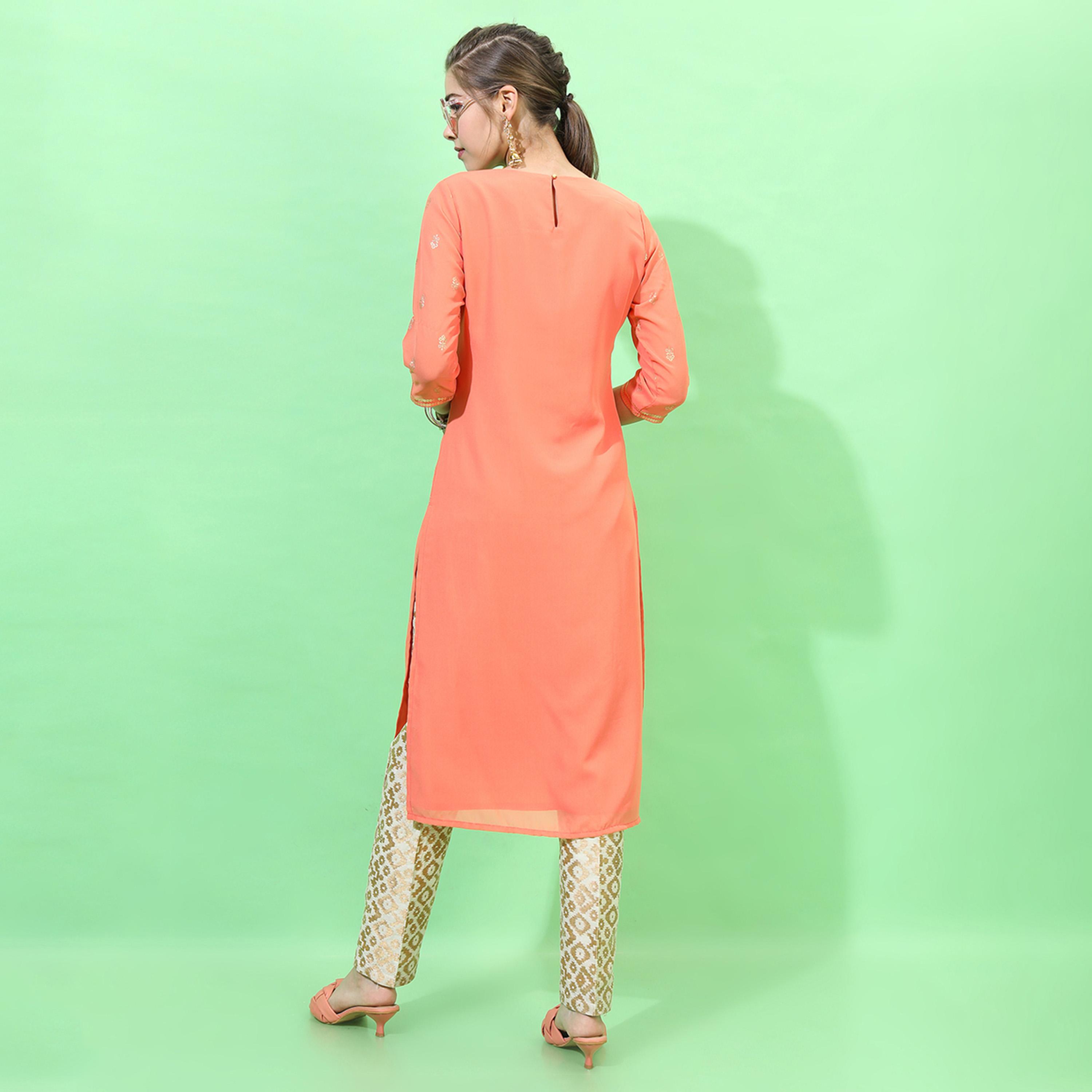 فيشود × ستايلي - كورتا جورجيت نسائية باللون البرتقالي بتطريز هندسي-women-clothing-ethnicwear-kurtas-image-3