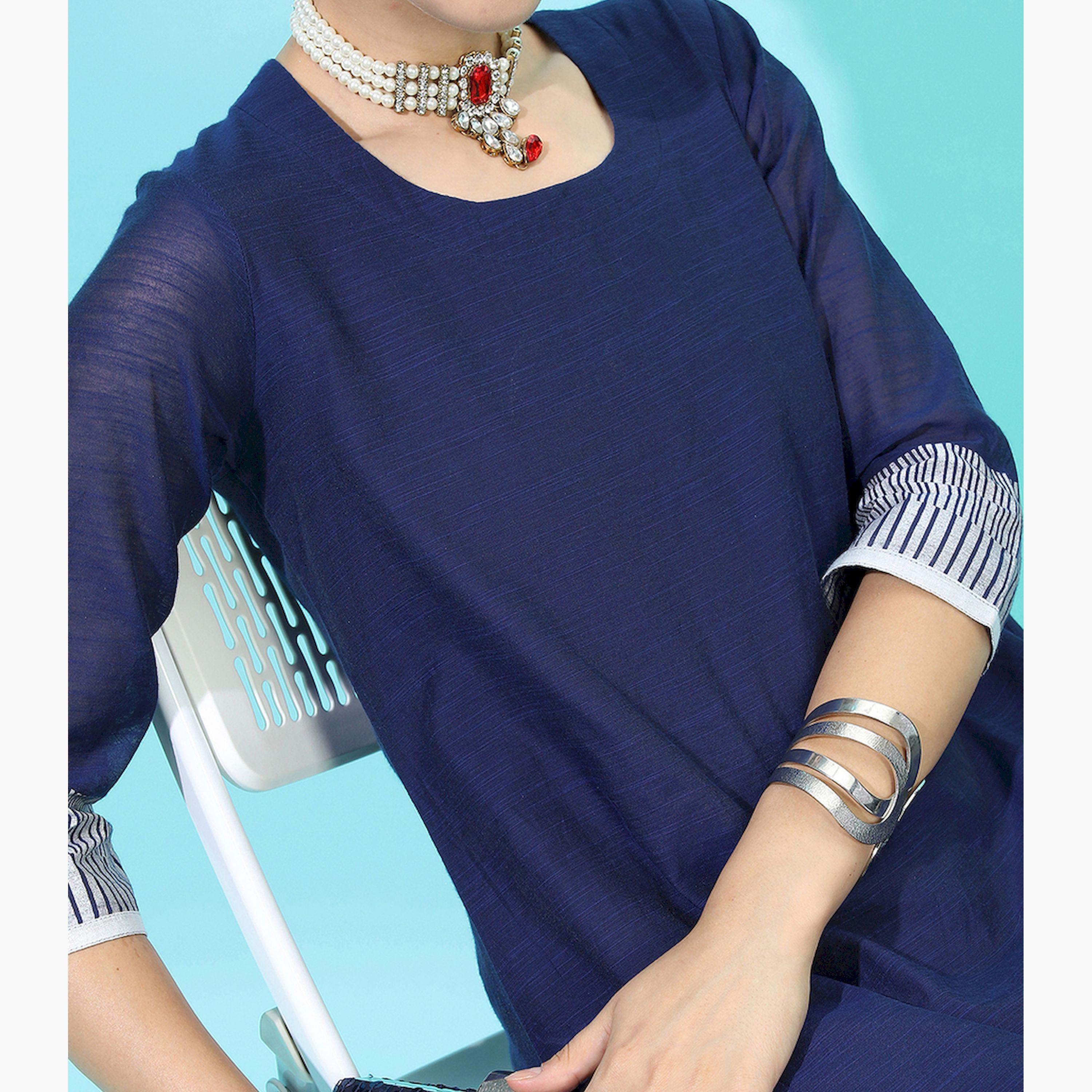 فيشود × ستايلي - كورتا نسائية باللون الكحلي والرمادي مع رقبة شال بألوان متعددة-women-clothing-ethnicwear-kurtas-image-4