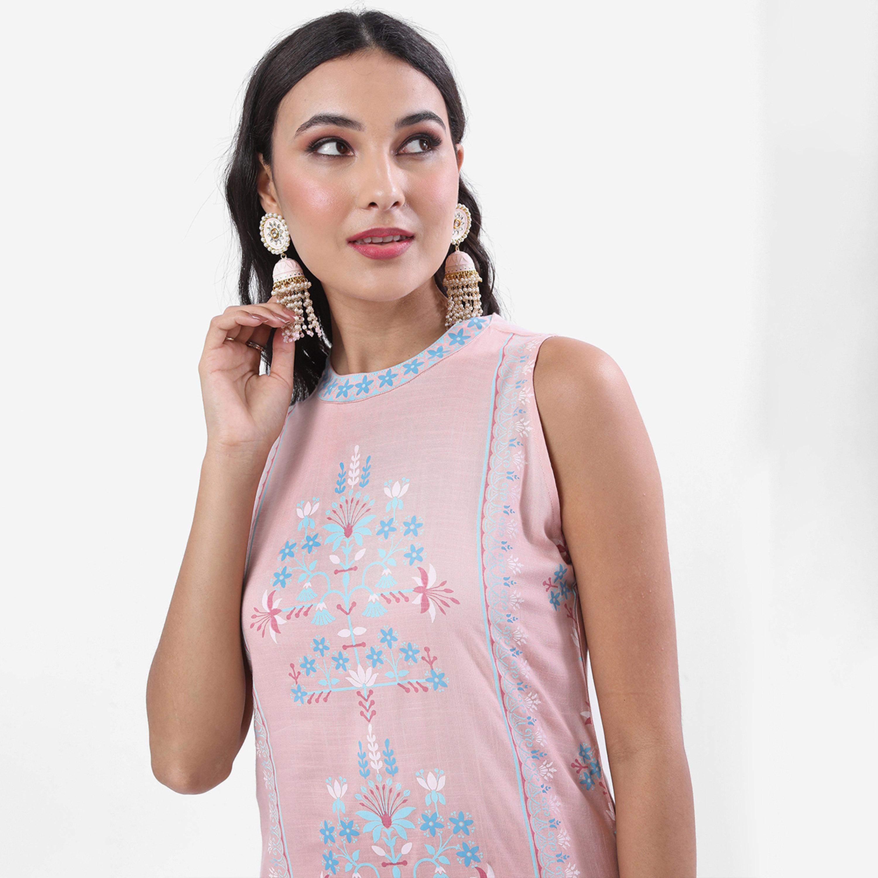 Vishudh X Styli Round Neck Floral Printed Straight Kurta-women-clothing-ethnicwear-kurtas-image-2