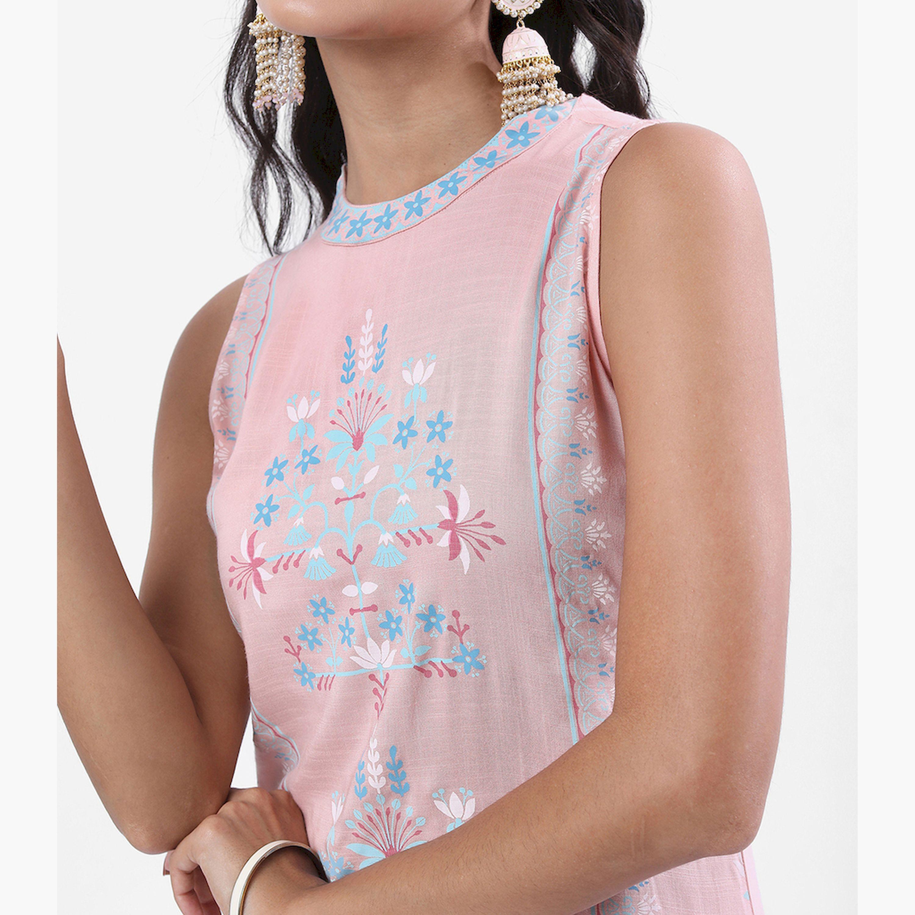 Vishudh X Styli Round Neck Floral Printed Straight Kurta-women-clothing-ethnicwear-kurtas-image-5