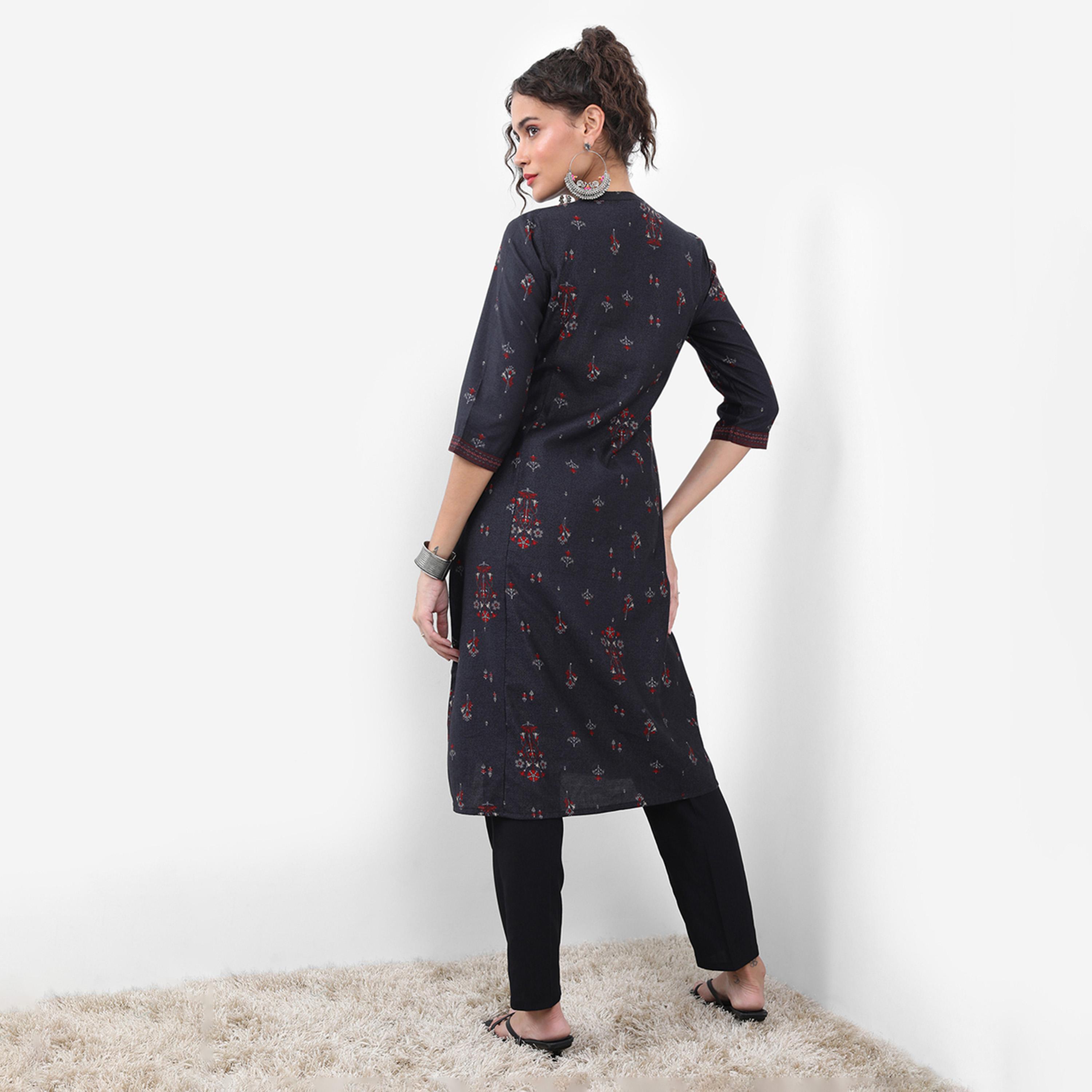 Vishudh X Styli Floral Printed Thread Work Kurta-women-clothing-ethnicwear-kurtas-image-3