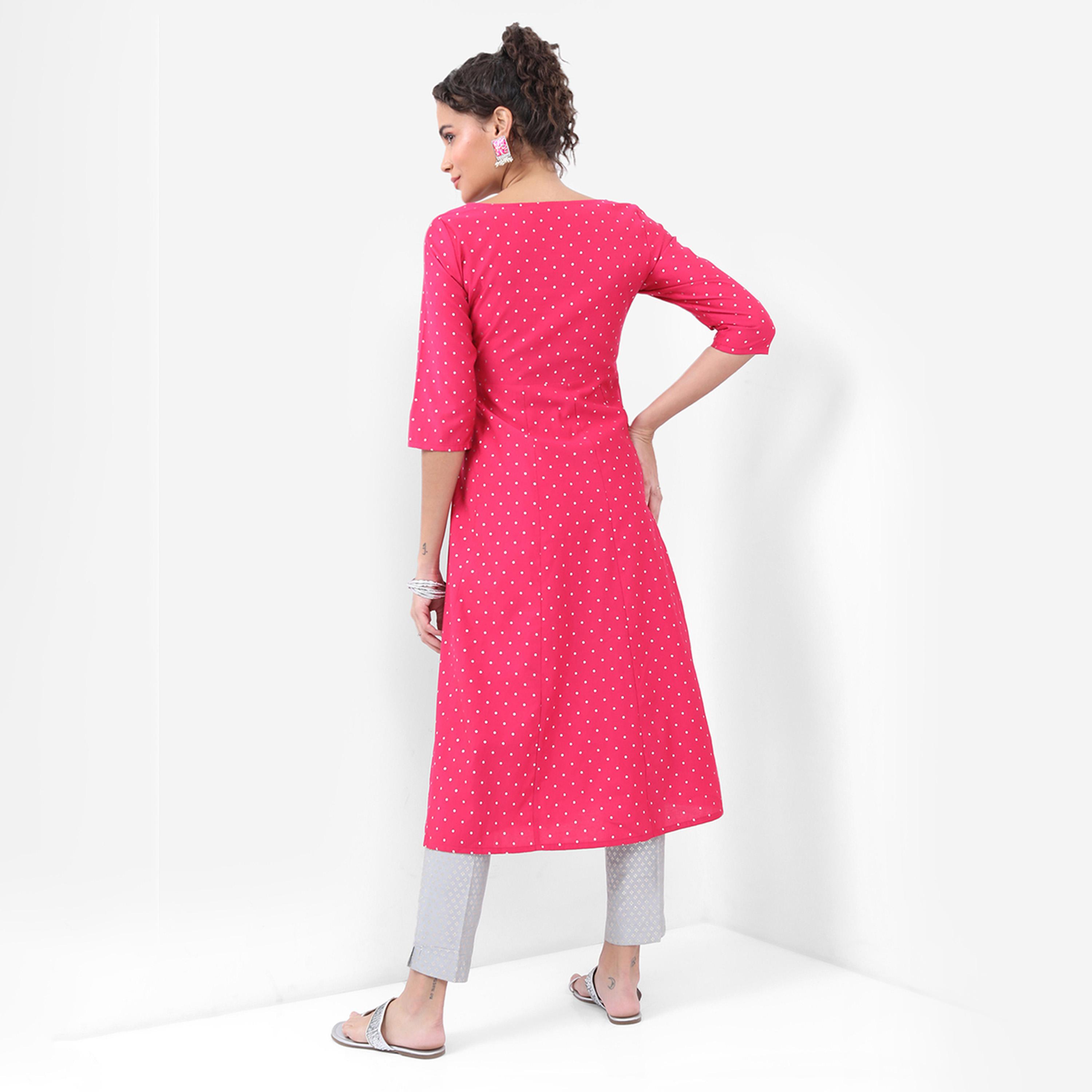 فيشود × ستايلي - كورتا أناركالي مطرزة بالزهور - وردي وأبيض-women-clothing-ethnicwear-kurtas-image-3
