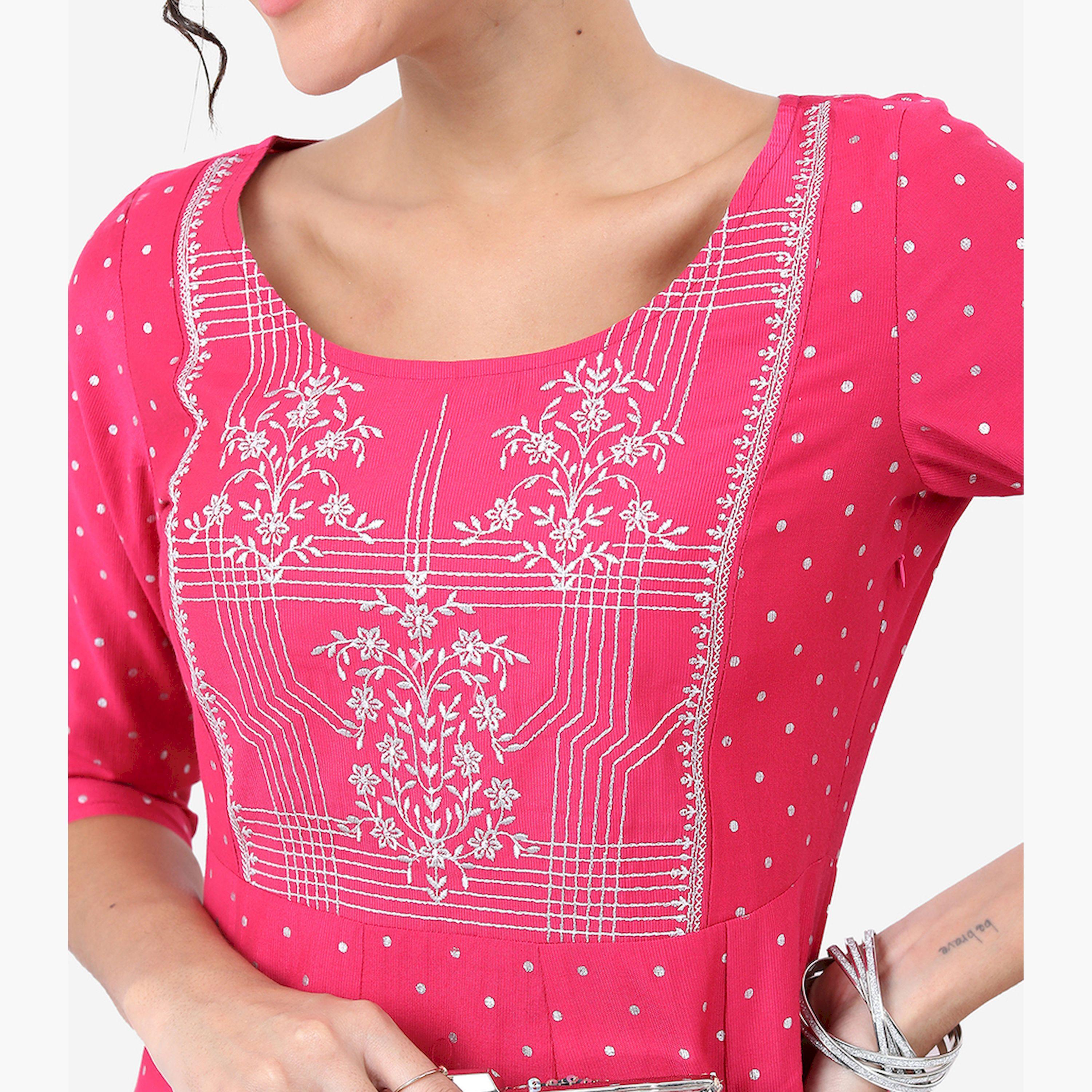 فيشود × ستايلي - كورتا أناركالي مطرزة بالزهور - وردي وأبيض-women-clothing-ethnicwear-kurtas-image-5