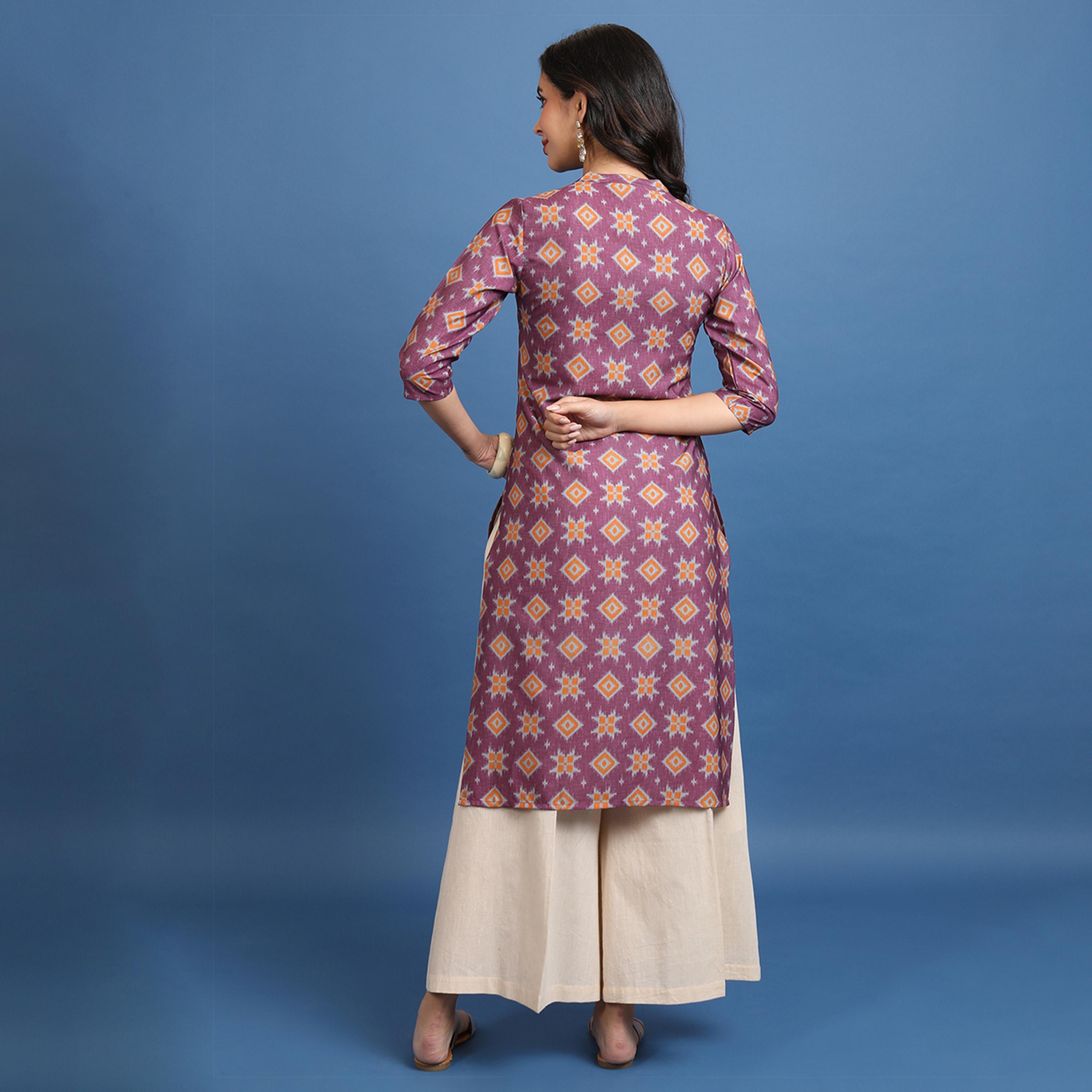 فيشود × ستايلي - كورتا مستقيمة بزخارف عرقية وياقة ماندرين - برغندي-women-clothing-ethnicwear-kurtas-image-3