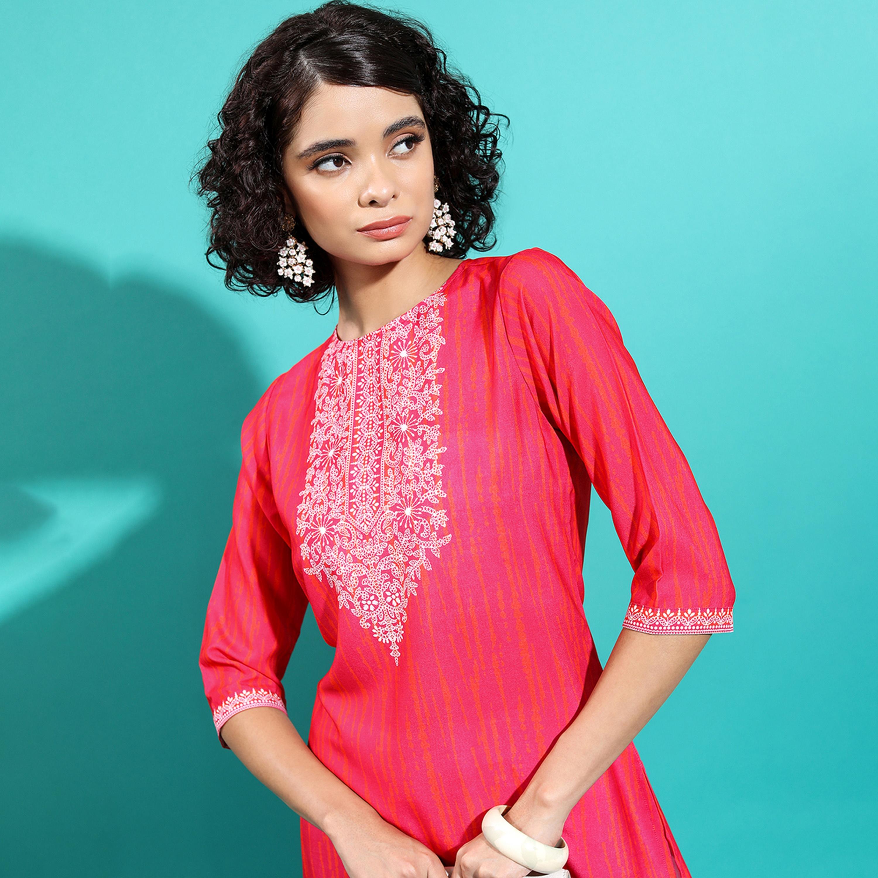 فيشود × ستايلي - كورتا نسائية بتصميم هندسي مع تطريز خيوط - أحمر-women-clothing-ethnicwear-kurtas-image-2