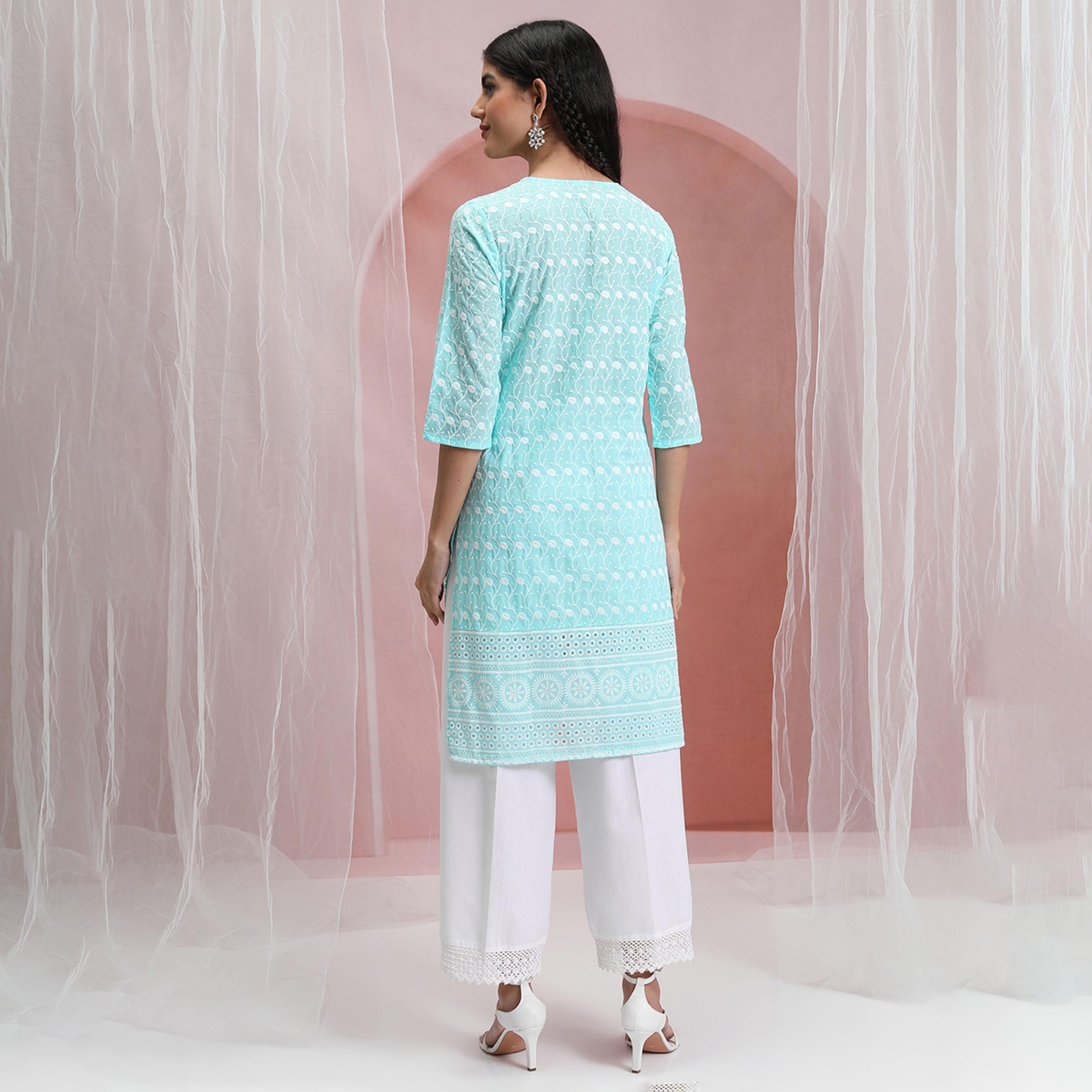 Vishudh X Styli Blue & White Floral Embroidered Round Notched Neck Straight Kurta-women-clothing-ethnicwear-kurtas-image-3