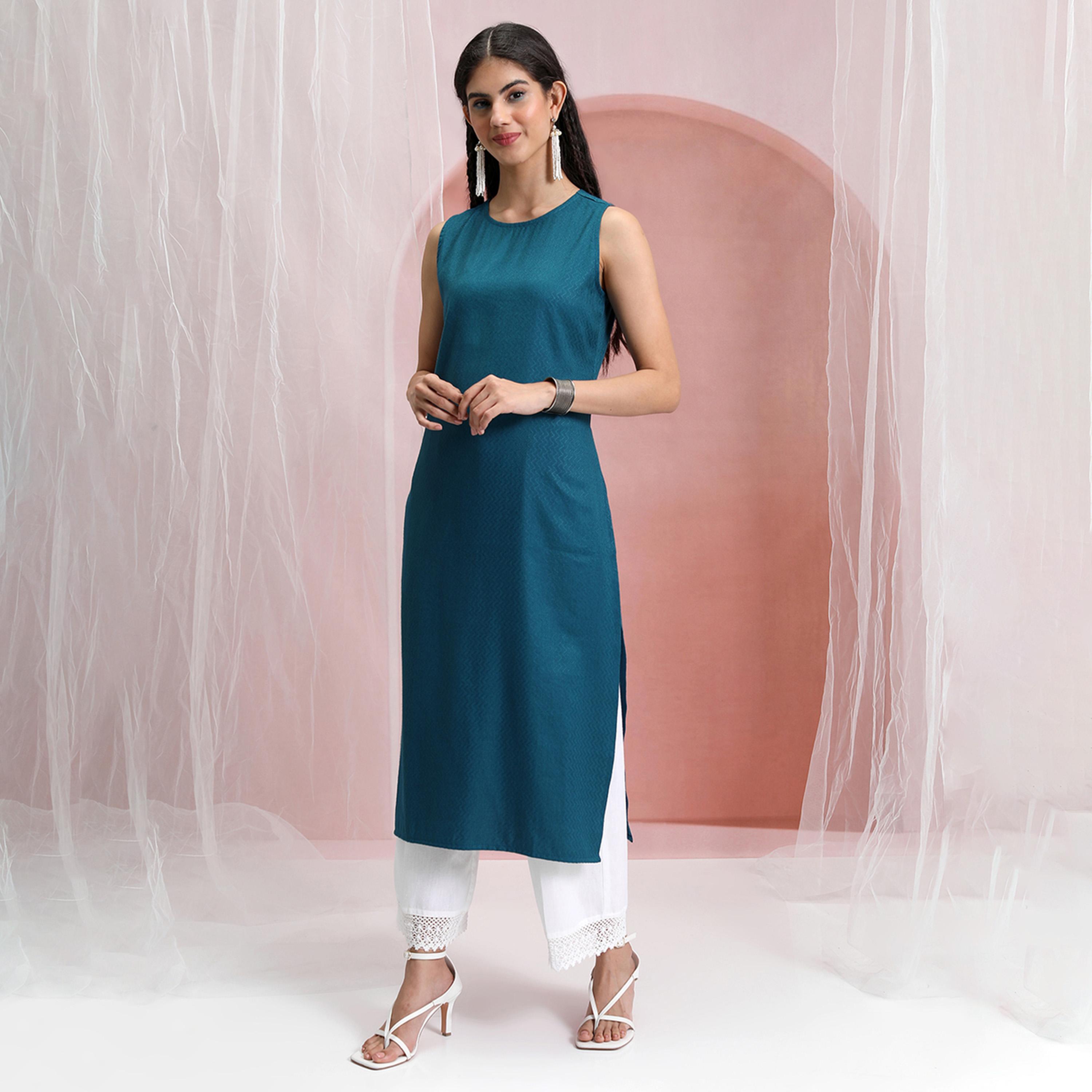 فيشود × ستايلي - كورتا مستقيمة بتصميم شيفرون منسوج بدون أكمام - أزرق مخضر-women-clothing-ethnicwear-kurtas-image-2