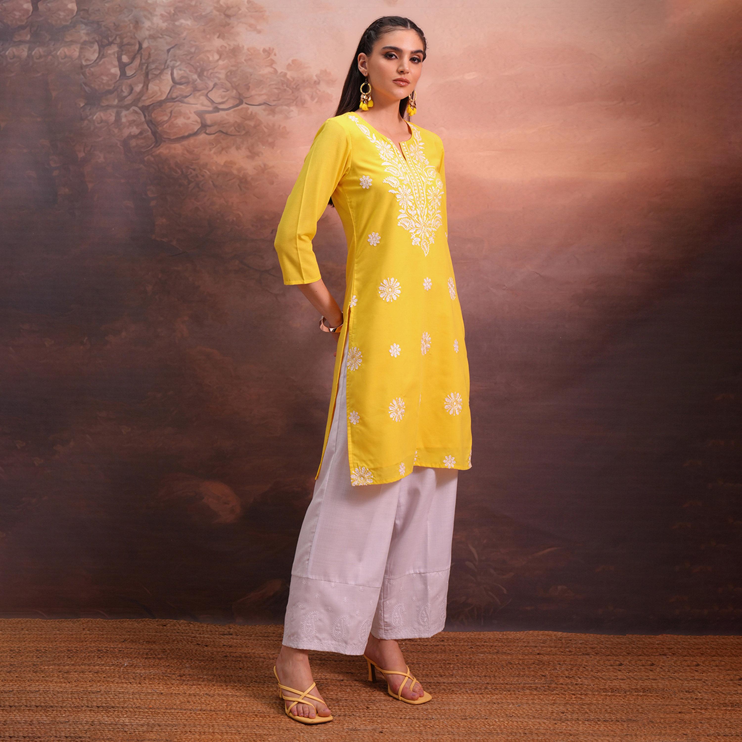 Vishudh X Styli Yellow Floral Embroidered Straight Kurta-women-clothing-ethnicwear-kurtas-image-4