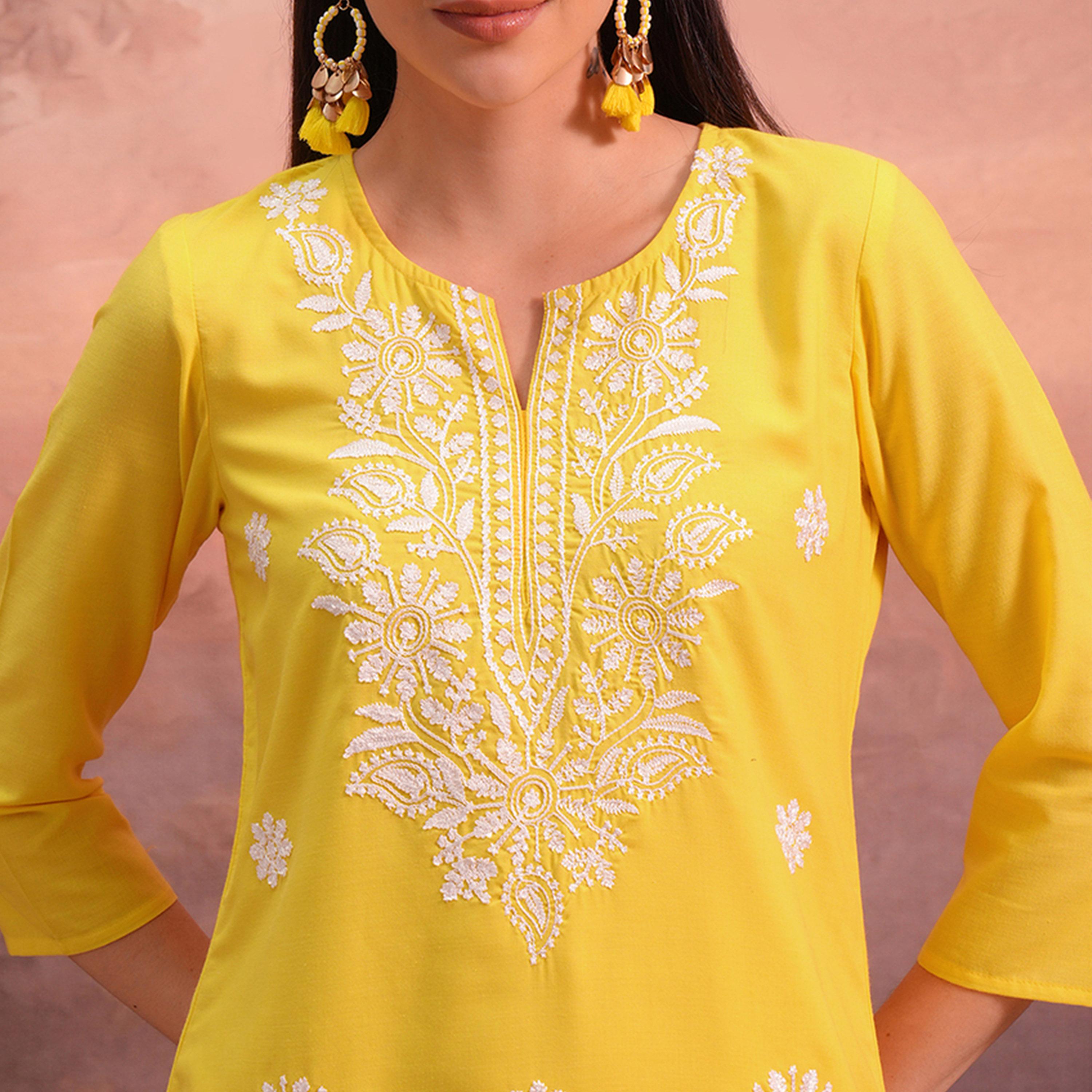 فيشود × ستايلي - كورتا مستقيمة مطرزة بالزهور - أصفر-women-clothing-ethnicwear-kurtas-image-6