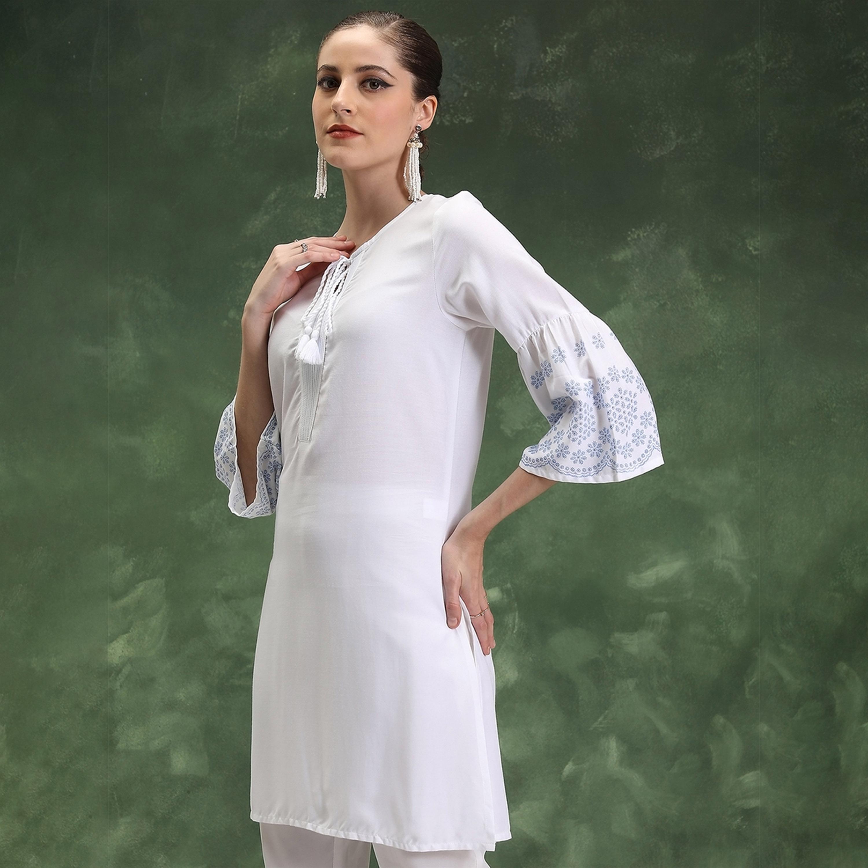 فيشود × ستايلي - كورتي بقصة مستقيمة وأكمام واسعة مطرز بالزهور-women-clothing-ethnicwear-kurtas-image-4