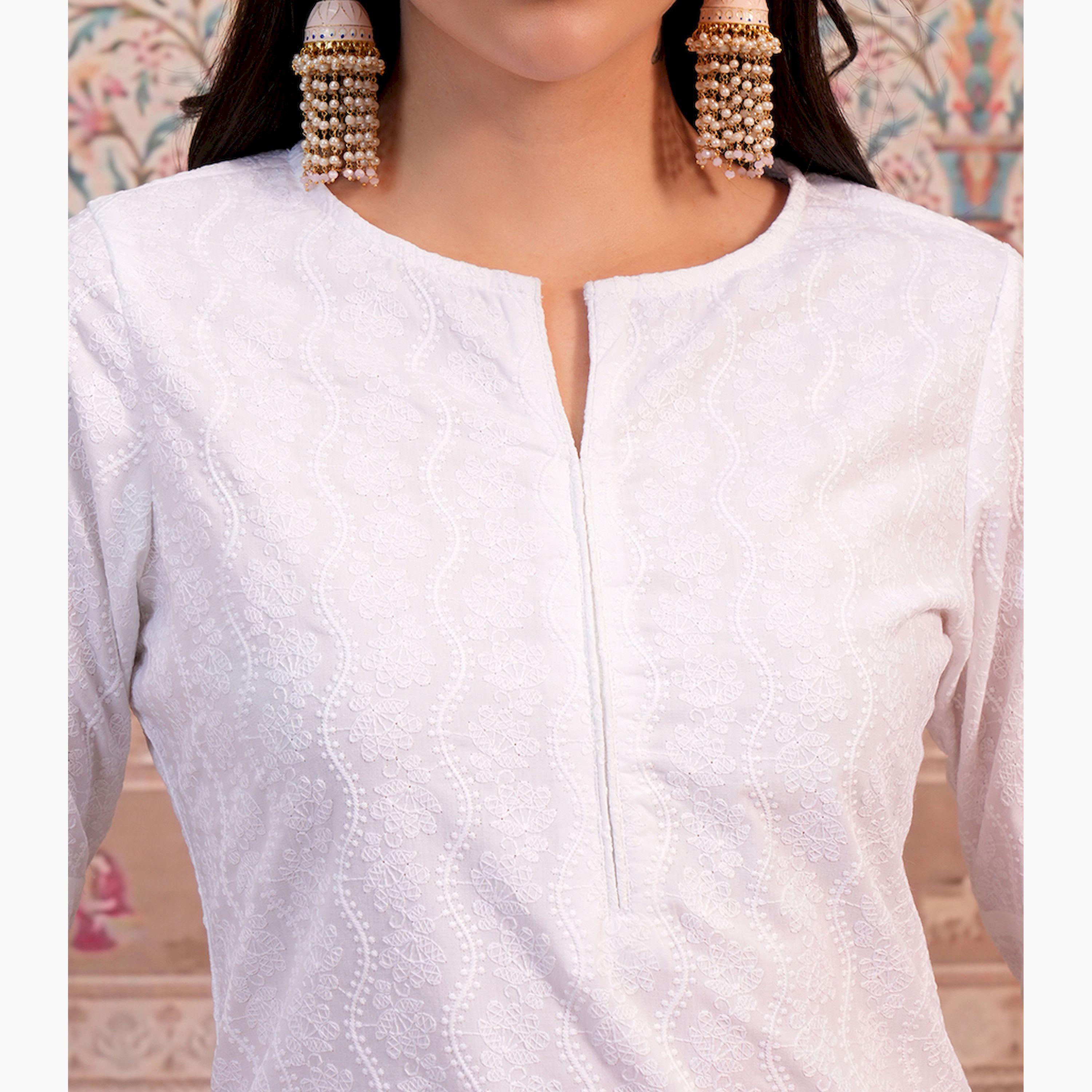 Vishudh X Styli White Ethnic Motifs Embroidered Thread Work Straight Kurta-women-clothing-ethnicwear-kurtas-image-5