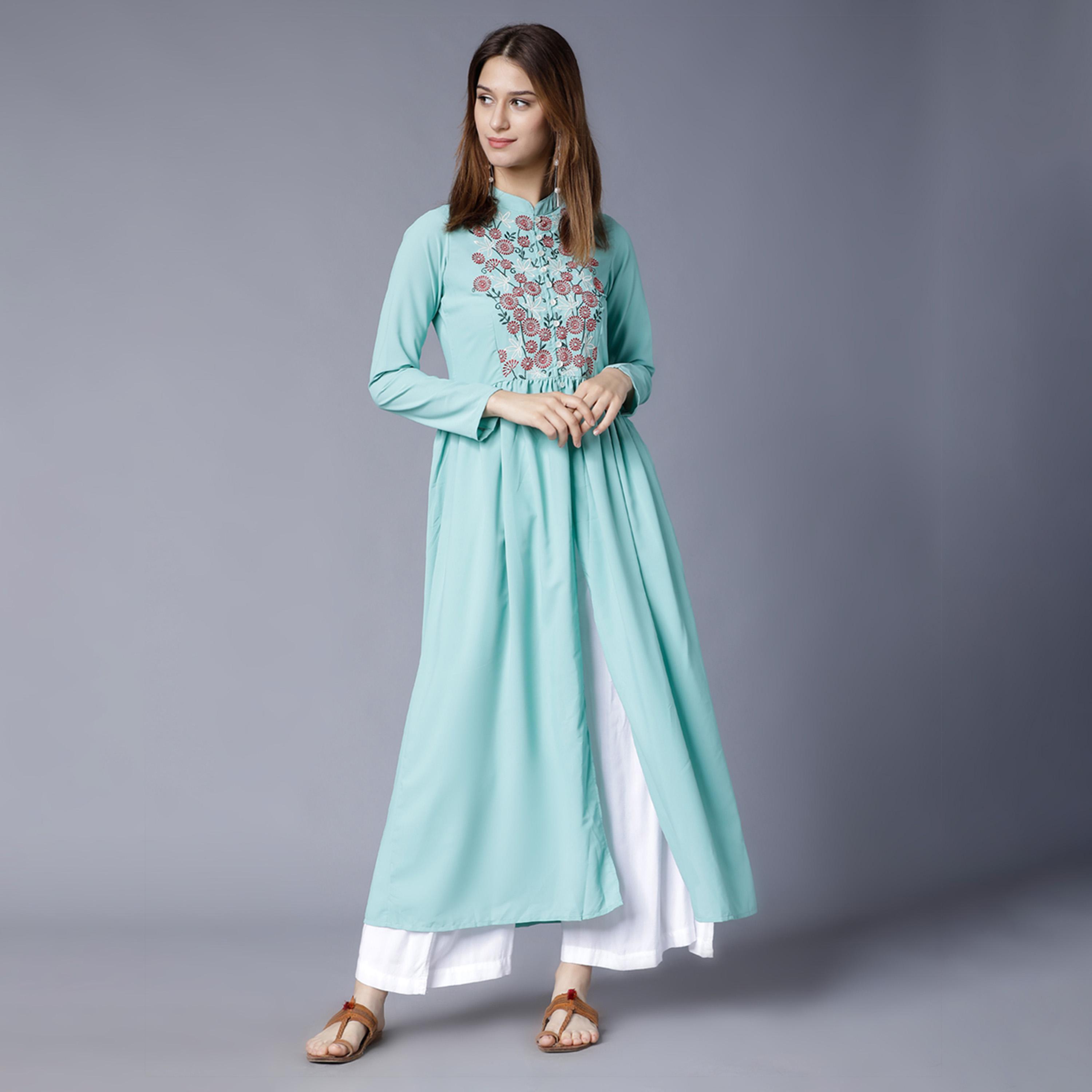 فيشود × ستايلي - كورتا أناركالي مطرزة بالزهور - أزرق-women-clothing-ethnicwear-kurtas-image-1