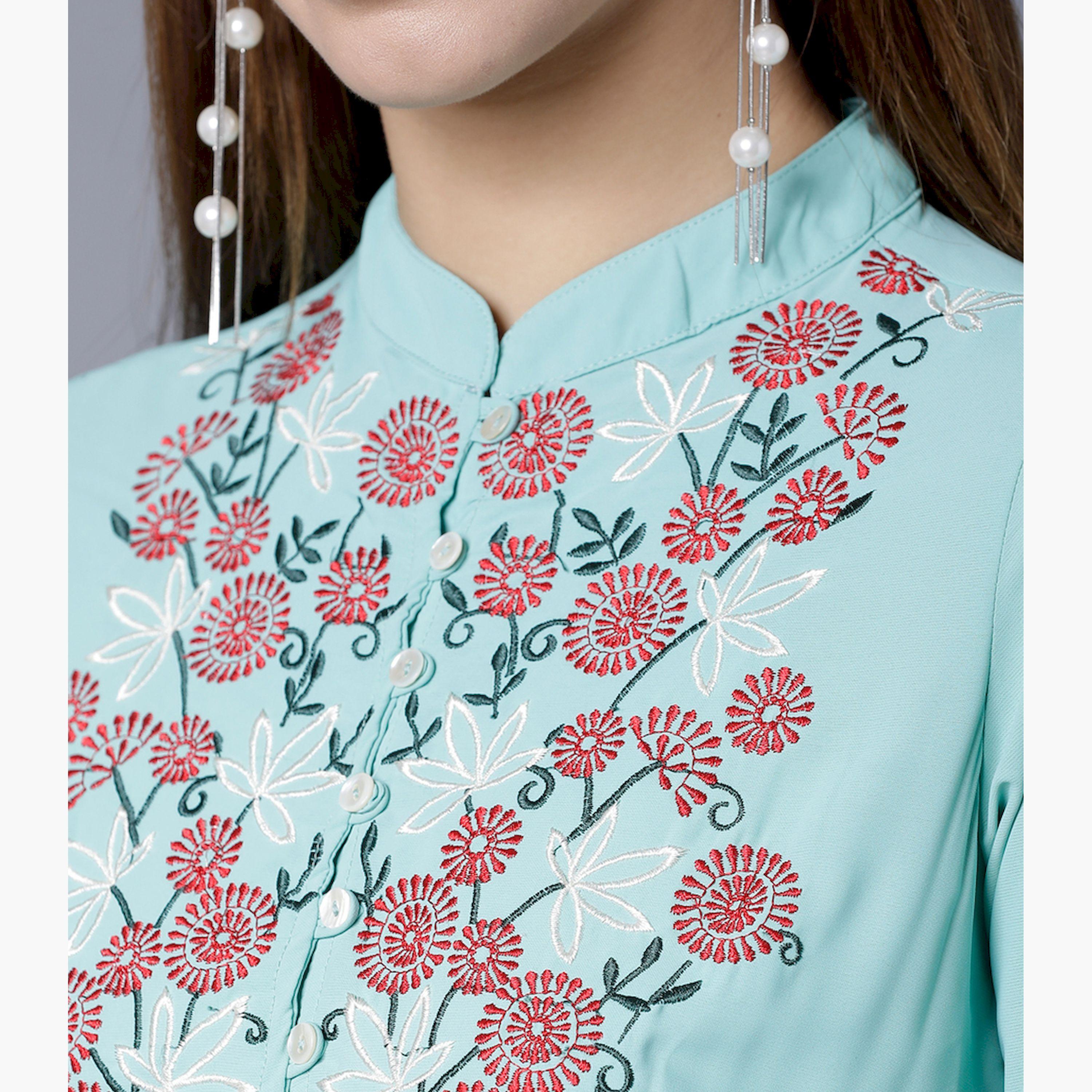 Vishudh X Styli Blue Floral Embroidered Anarkali Kurta-women-clothing-ethnicwear-kurtas-image-5