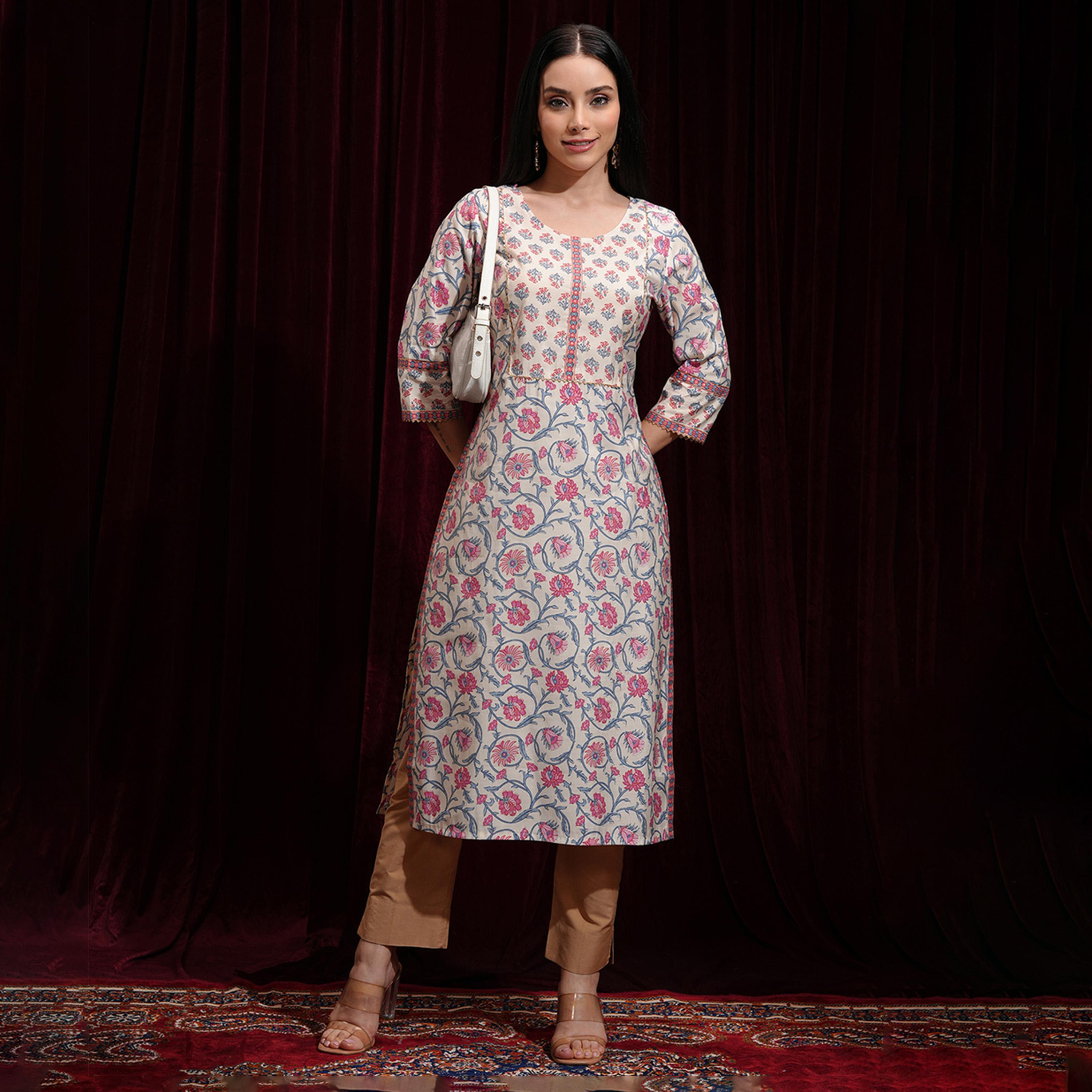 Vishudh X Styli Floral Printed Gotta Patti Round Neck Straight Kurta-women-clothing-ethnicwear-kurtas-image-1