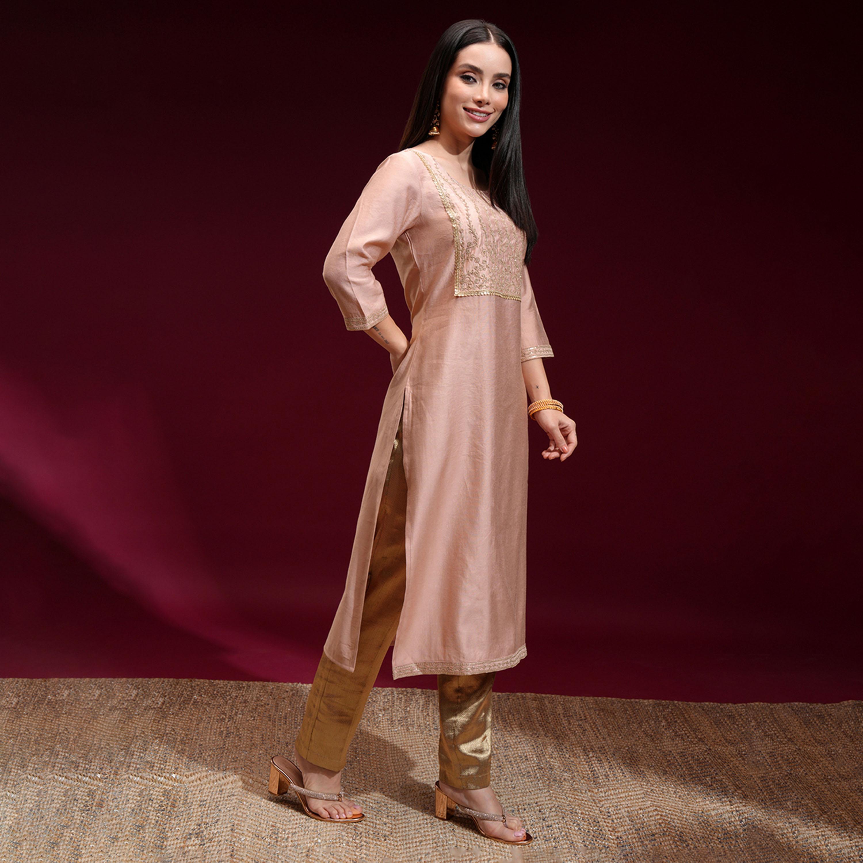 Vishudh X Styli Floral Embroidered Yoke Design Sequinned Straight Kurta-women-clothing-ethnicwear-kurtas-image-6