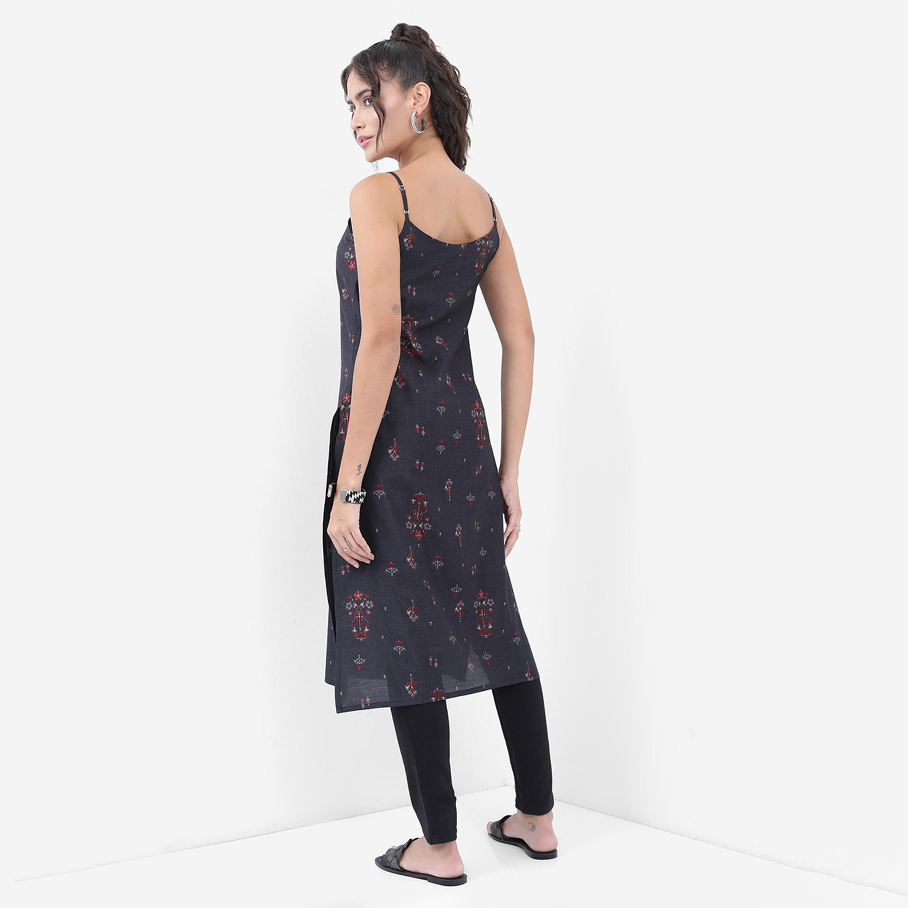 Vishudh X Styli Floral Printed Mirror Work Kurta-women-clothing-ethnicwear-kurtas-image-3