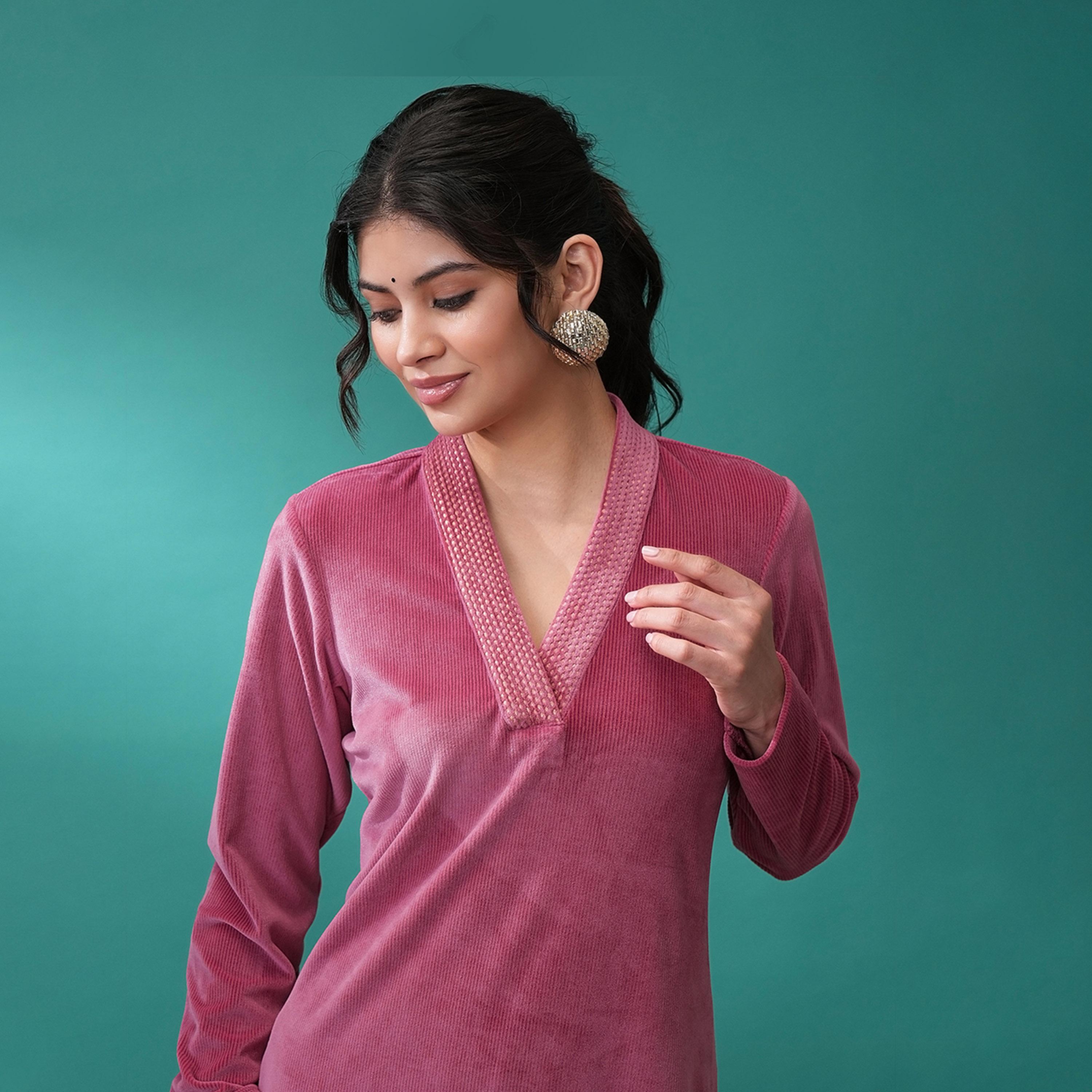 فيشود × ستايلي - كورتا جوتا باتي بأكمام طويلة وياقة V - وردي-women-clothing-ethnicwear-kurtas-image-6