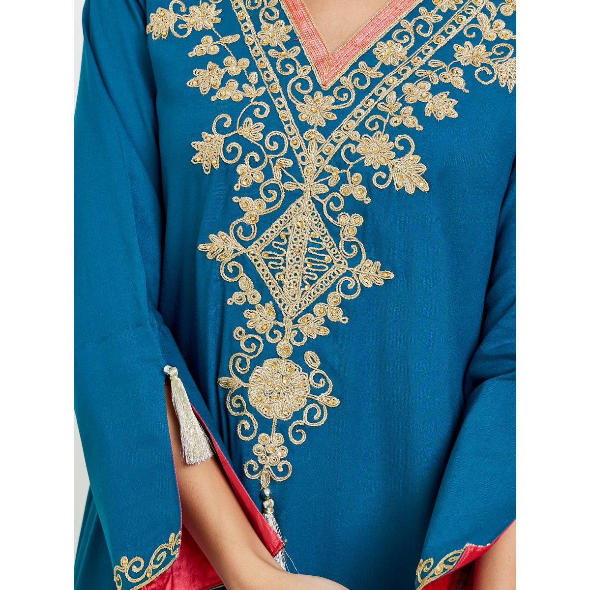 أميرة x ستايلي جلابية بتفاصيل مُطرزة-women-arabicclothing-jalabiyas-image-3