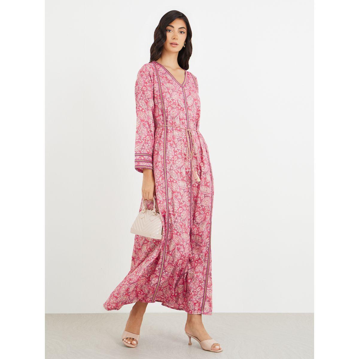Styli All Over Print V Neck Jalabiya with Lace Trim-women-arabicclothing-jalabiyas-image-1