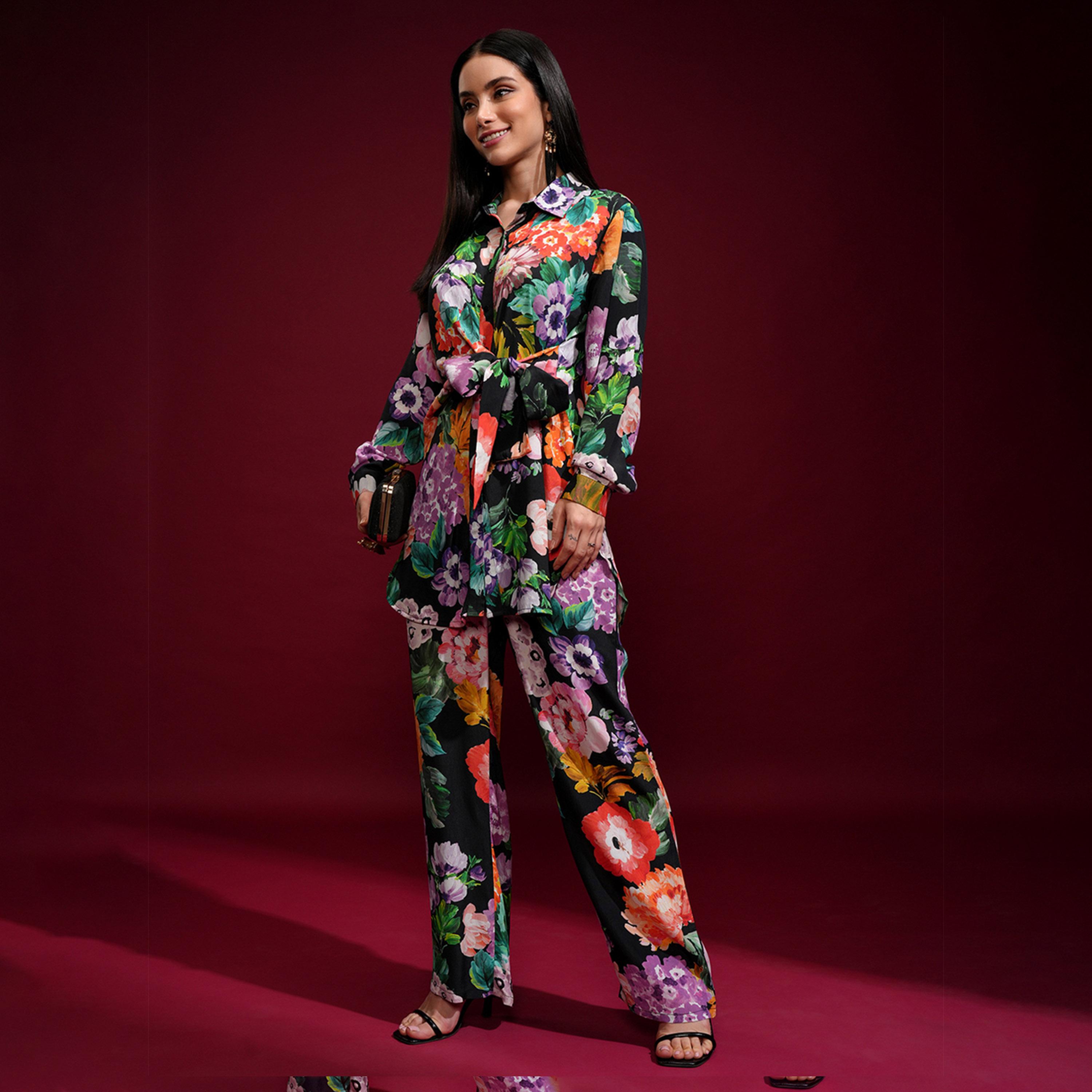 Vishudh X Styli Floral Printed Shirt Collar Shirt With Trousers-women-clothing-coordsets-image-4