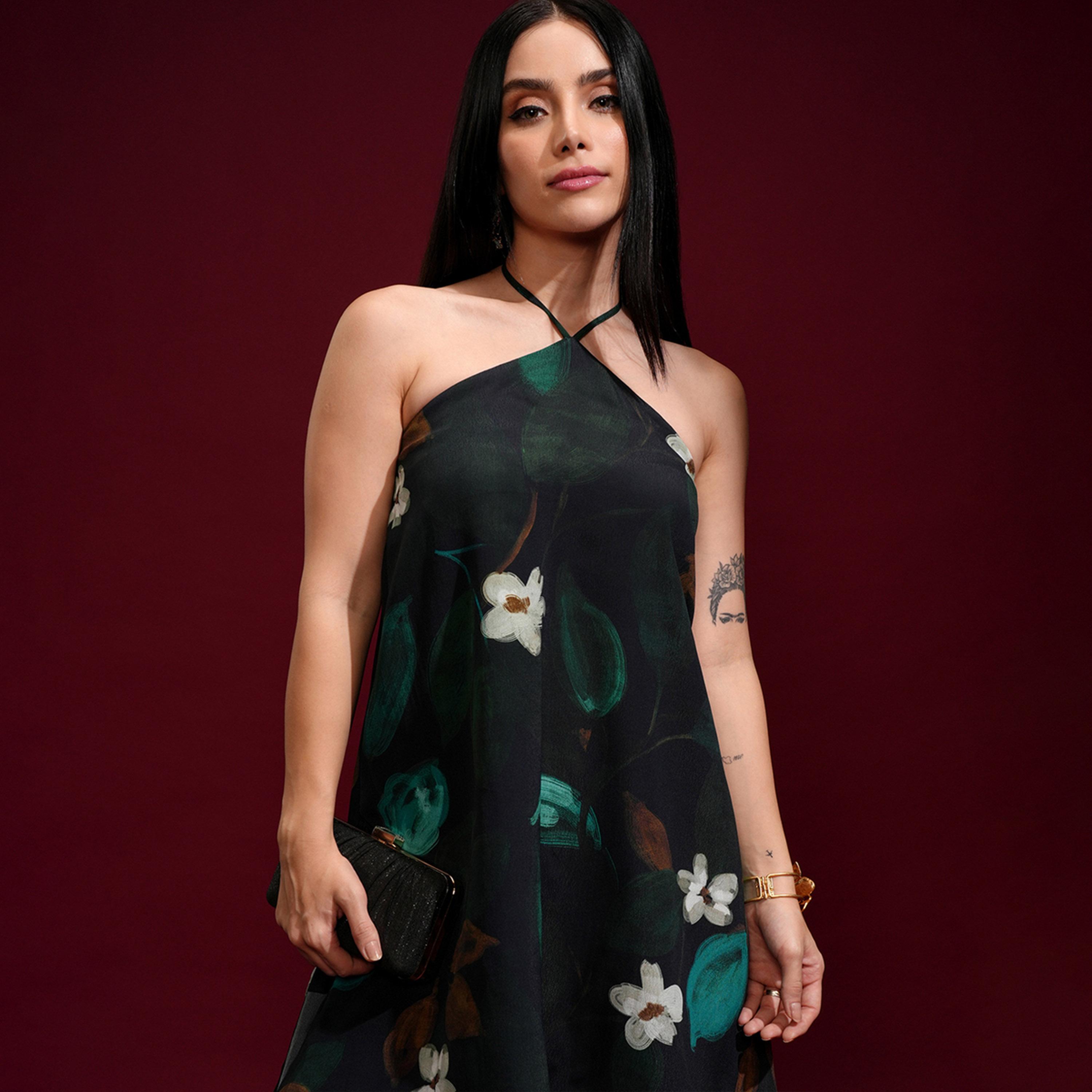 فيشود × ستايلي - تونيك بطبعة زهور وعنق هالتر مع بنطال بالازو-women-clothing-coordsets-image-2