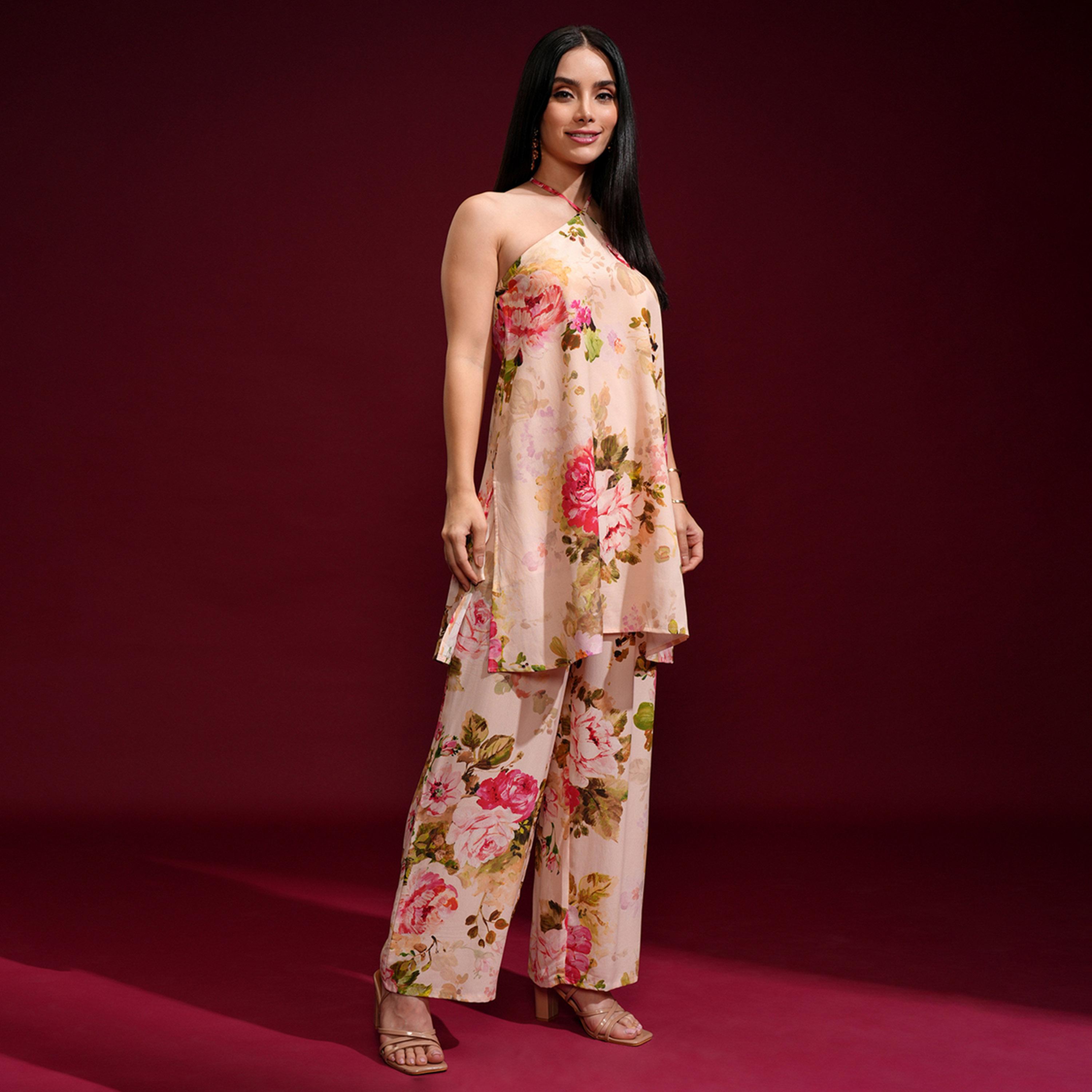 Vishudh X Styli Floral Printed Halter Neck Tunic With Palazzo-women-clothing-coordsets-image-6