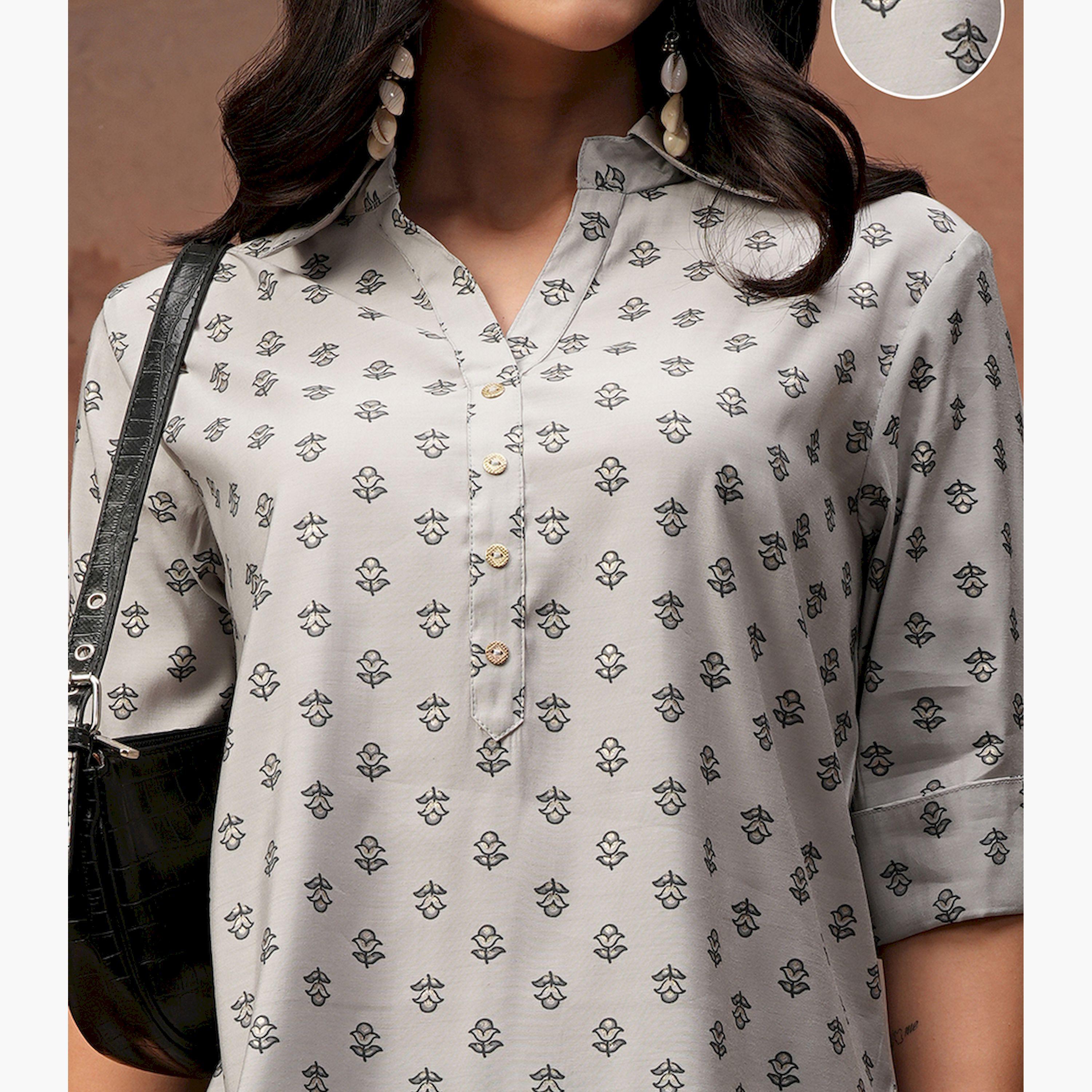 فيشود × ستايلي - قميص مطبوع بأكمام ثلاثة أرباع وياقة مع بنطال بالازو - رمادي-women-clothing-coordsets-image-5