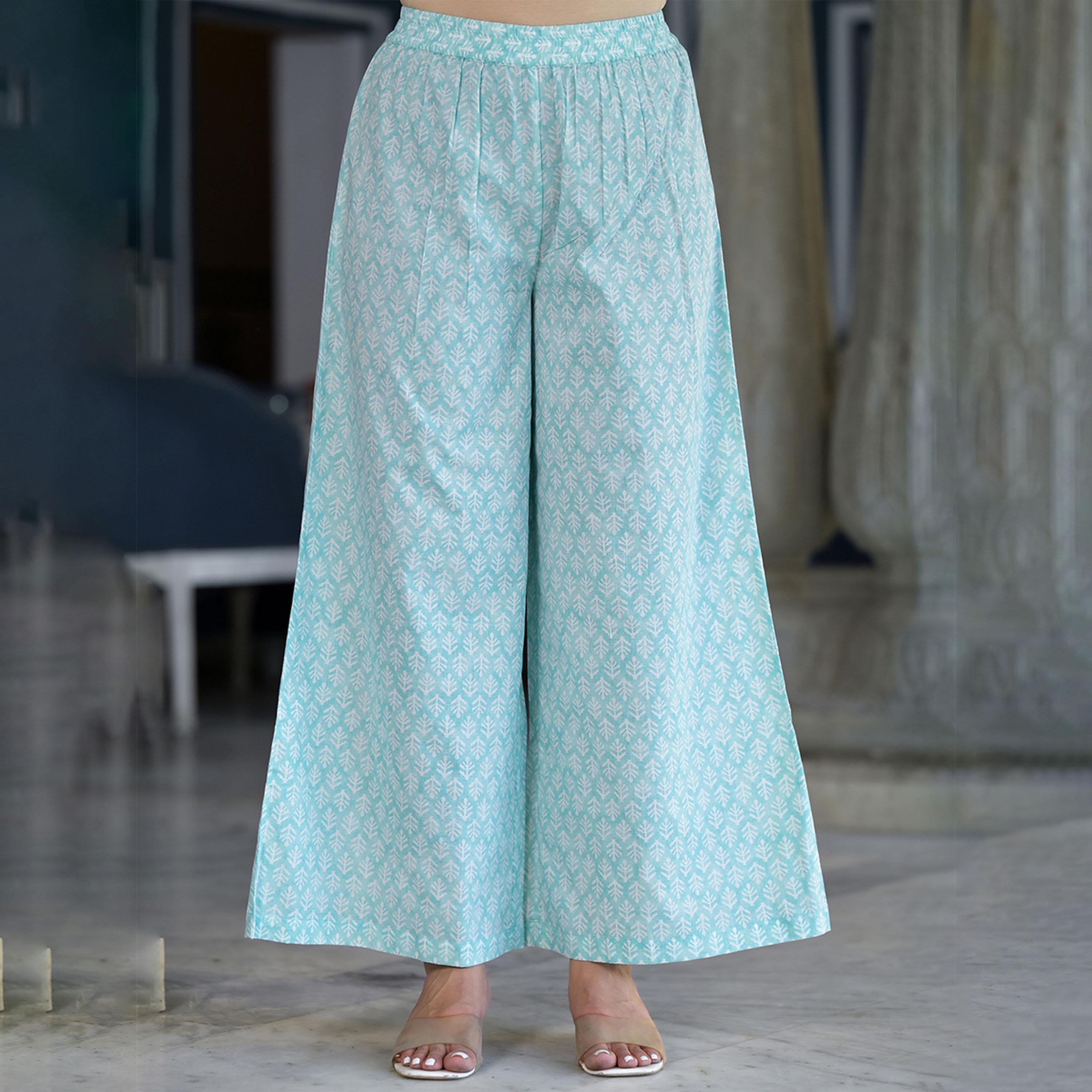 فيشود × ستايلي - كورتي بطبعة زهور من القطن الخالص بقصة A مع بنطال بالازو-women-clothing-ethnicwear-kurtasets-image-6