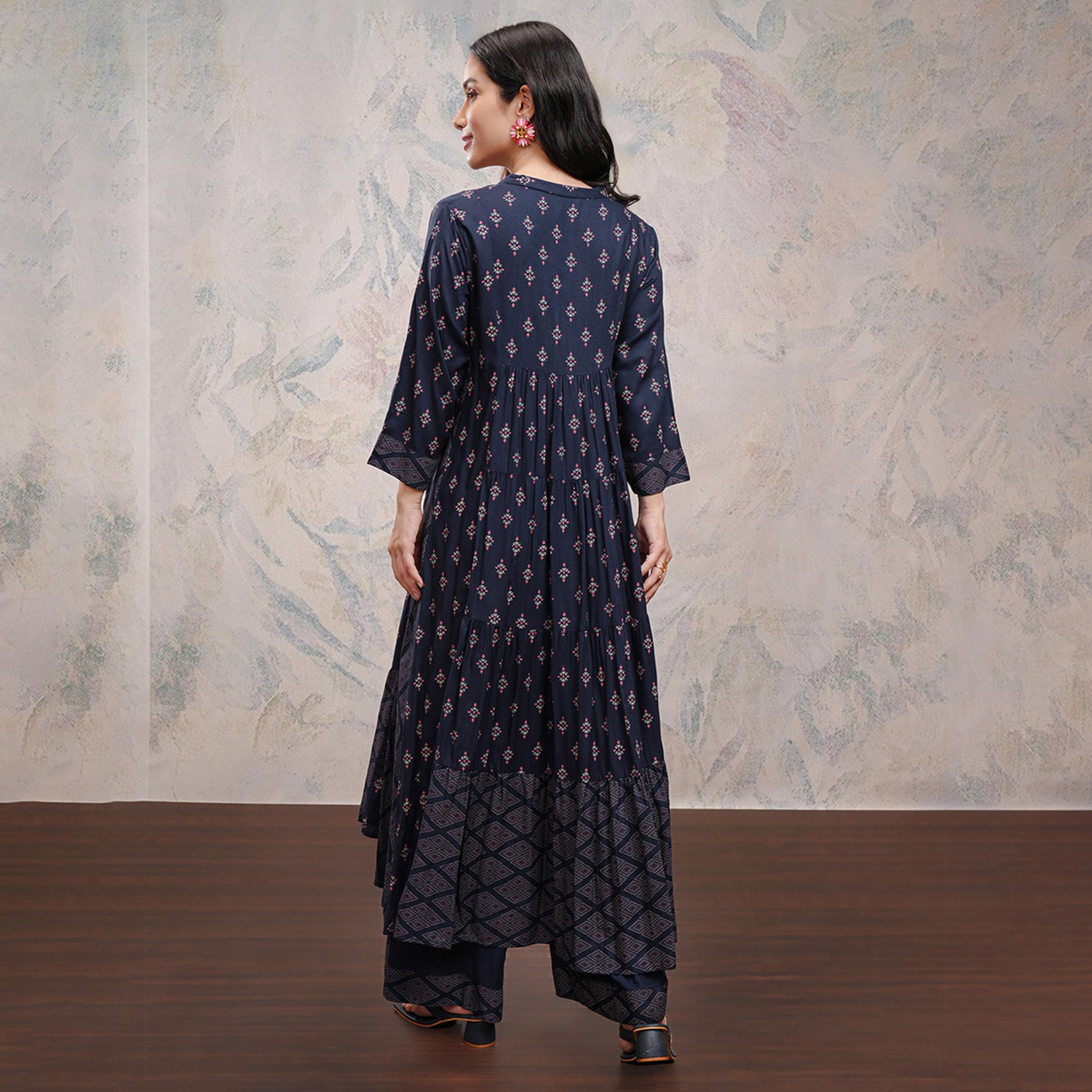 Vishudh X Styli Women Ethnic Motifs Embroidered Tiered Thread Work Kurta with Palazzos-women-clothing-ethnicwear-kurtasets-image-3