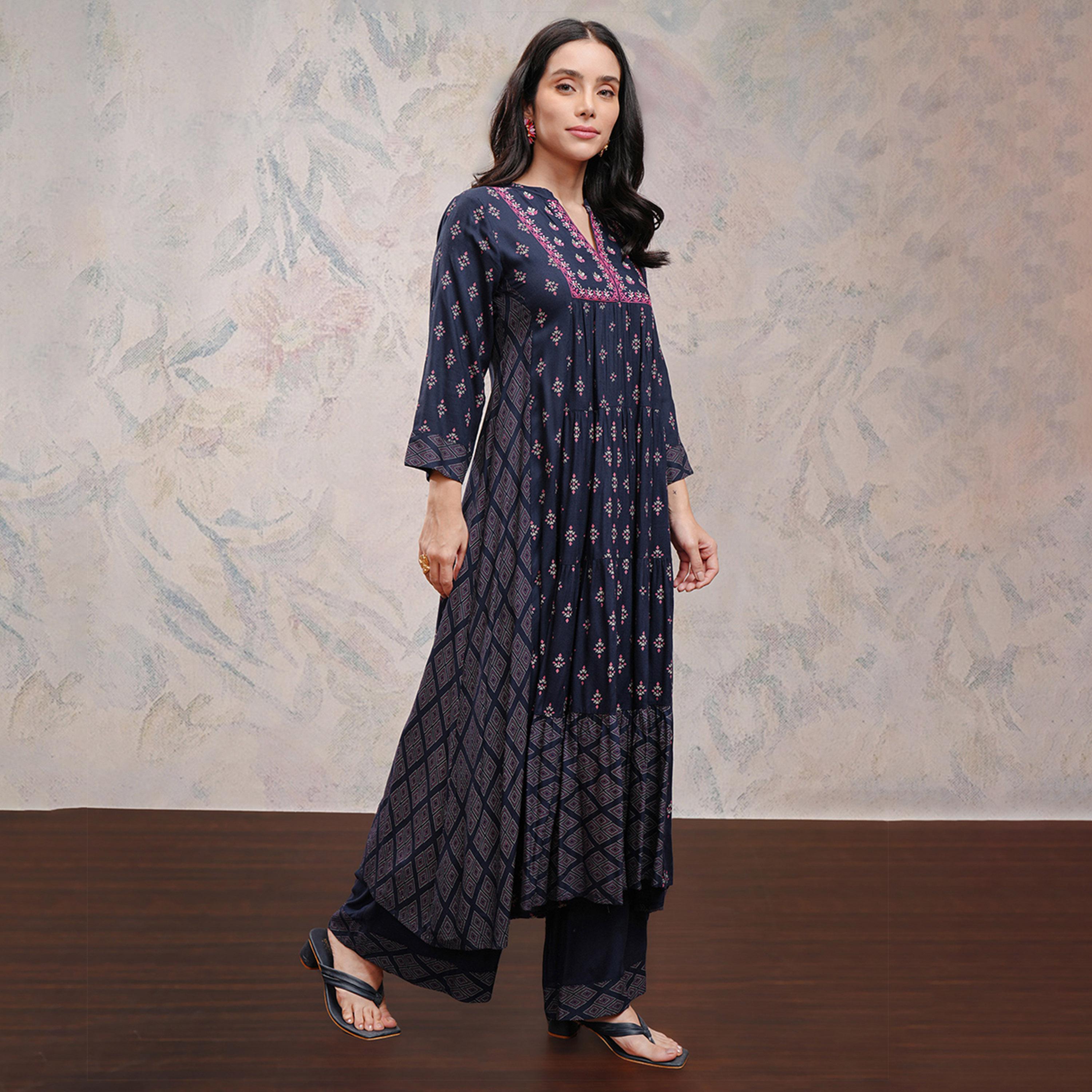 Vishudh X Styli Women Ethnic Motifs Embroidered Tiered Thread Work Kurta with Palazzos-women-clothing-ethnicwear-kurtasets-image-4