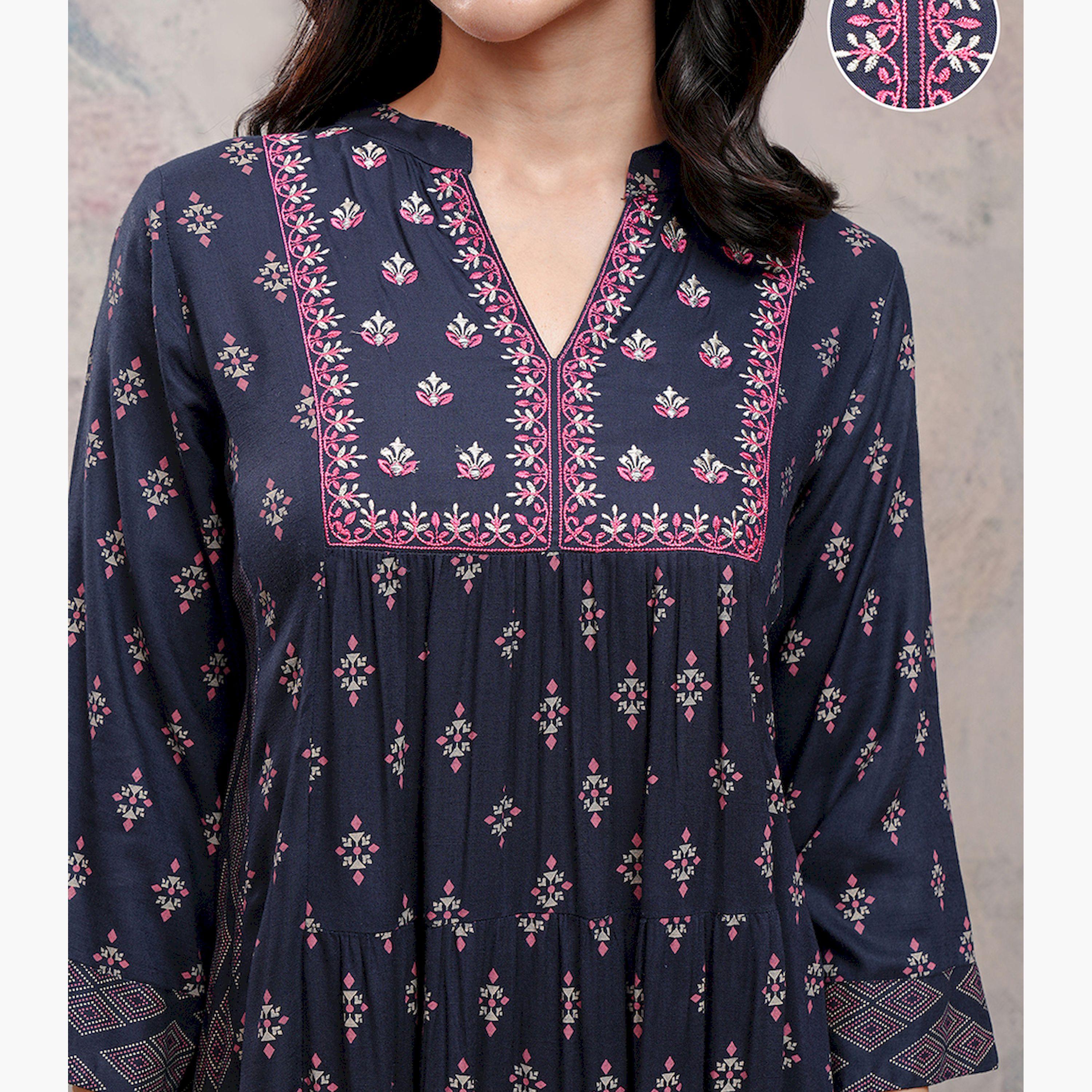 Vishudh X Styli Women Ethnic Motifs Embroidered Tiered Thread Work Kurta with Palazzos-women-clothing-ethnicwear-kurtasets-image-5