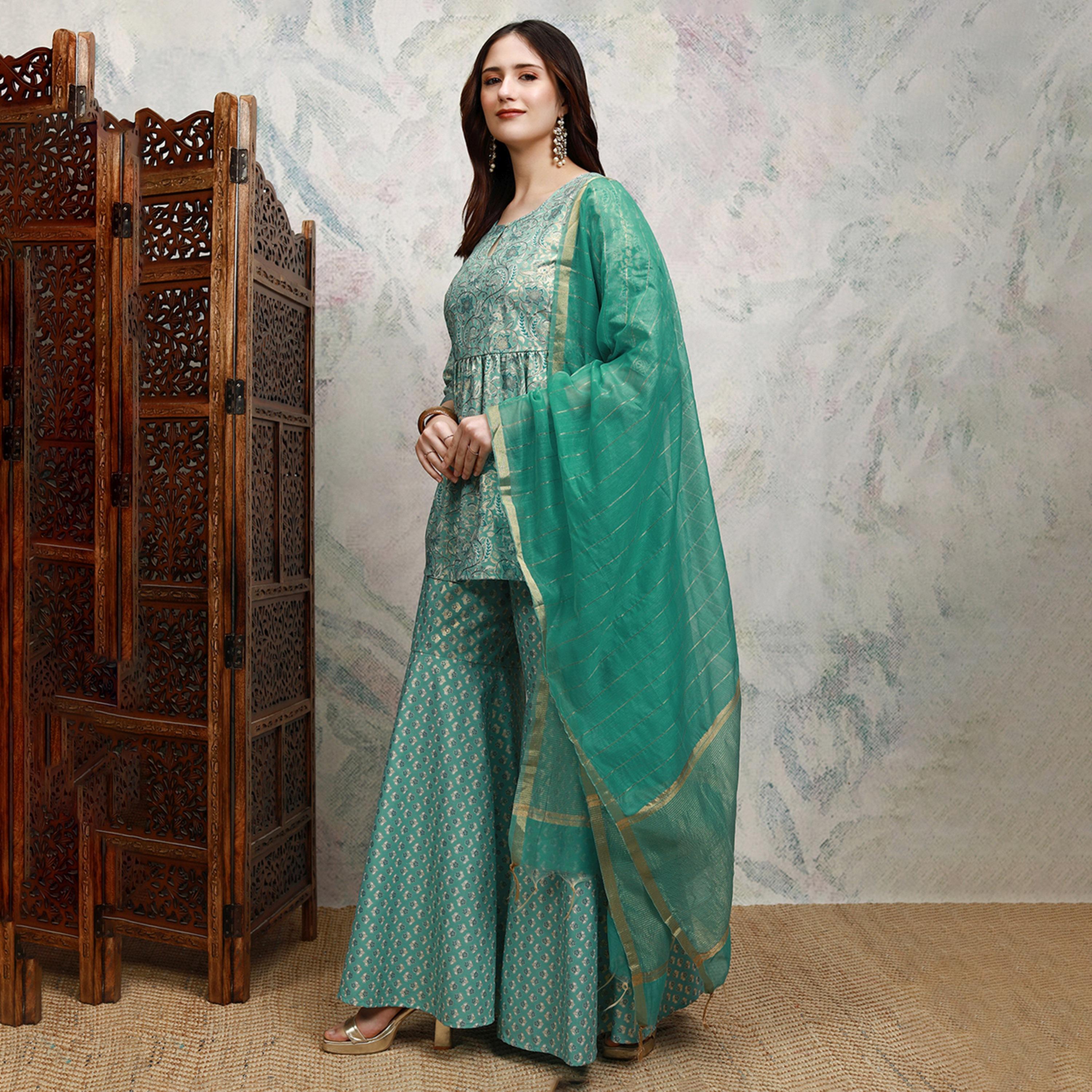 فيشود × ستايلي - كورتا اناركالي مطبوعة بالورود مع بنطال شارارا ووشاح دوباتا-women-clothing-ethnicwear-sareesets-image-4