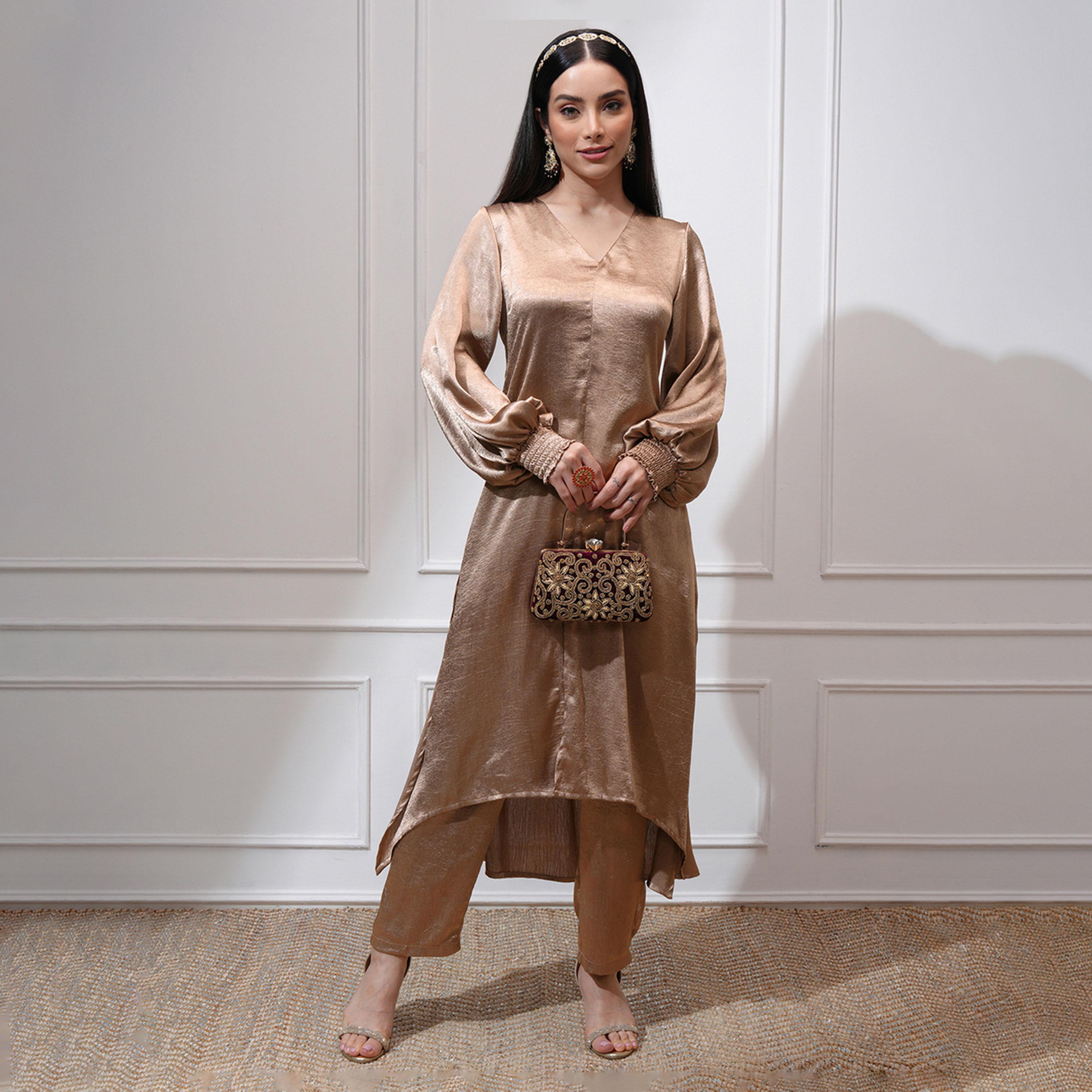 فيشود × ستايلي - كورتا بقصة A بأكمام منتفخة ورقبة على شكل حرف V مع بنطال-women-clothing-ethnicwear-kurtasets-image-1