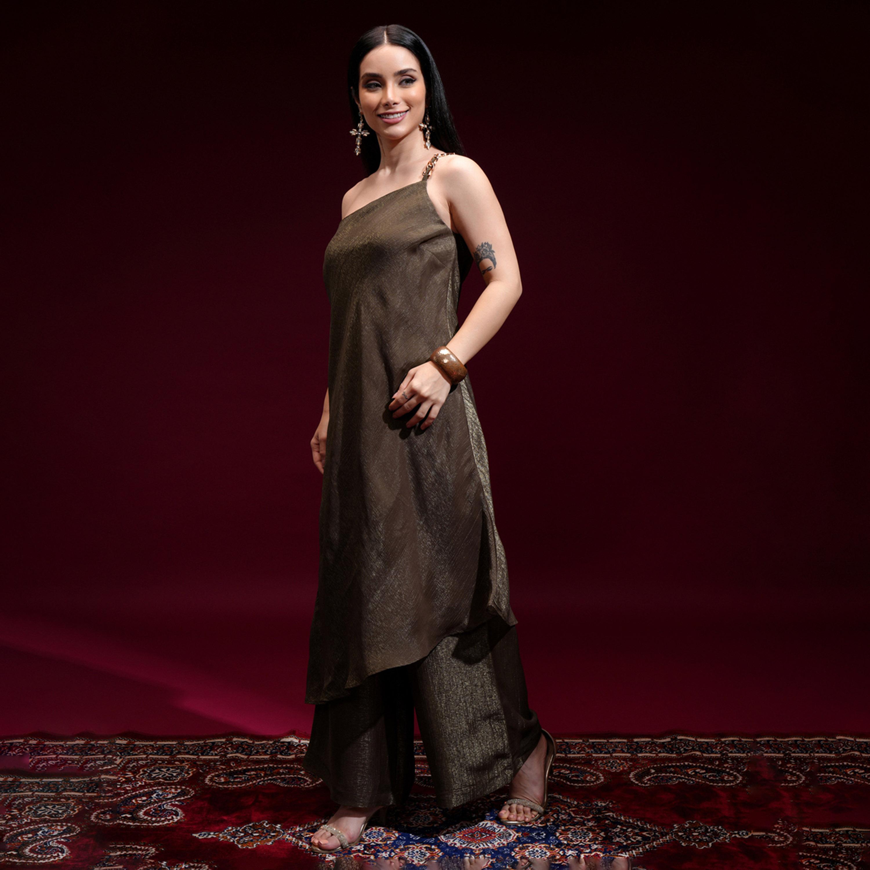 Vishudh X Styli Women Printed Regular Kurta with Trousers-women-clothing-ethnicwear-kurtasets-image-4