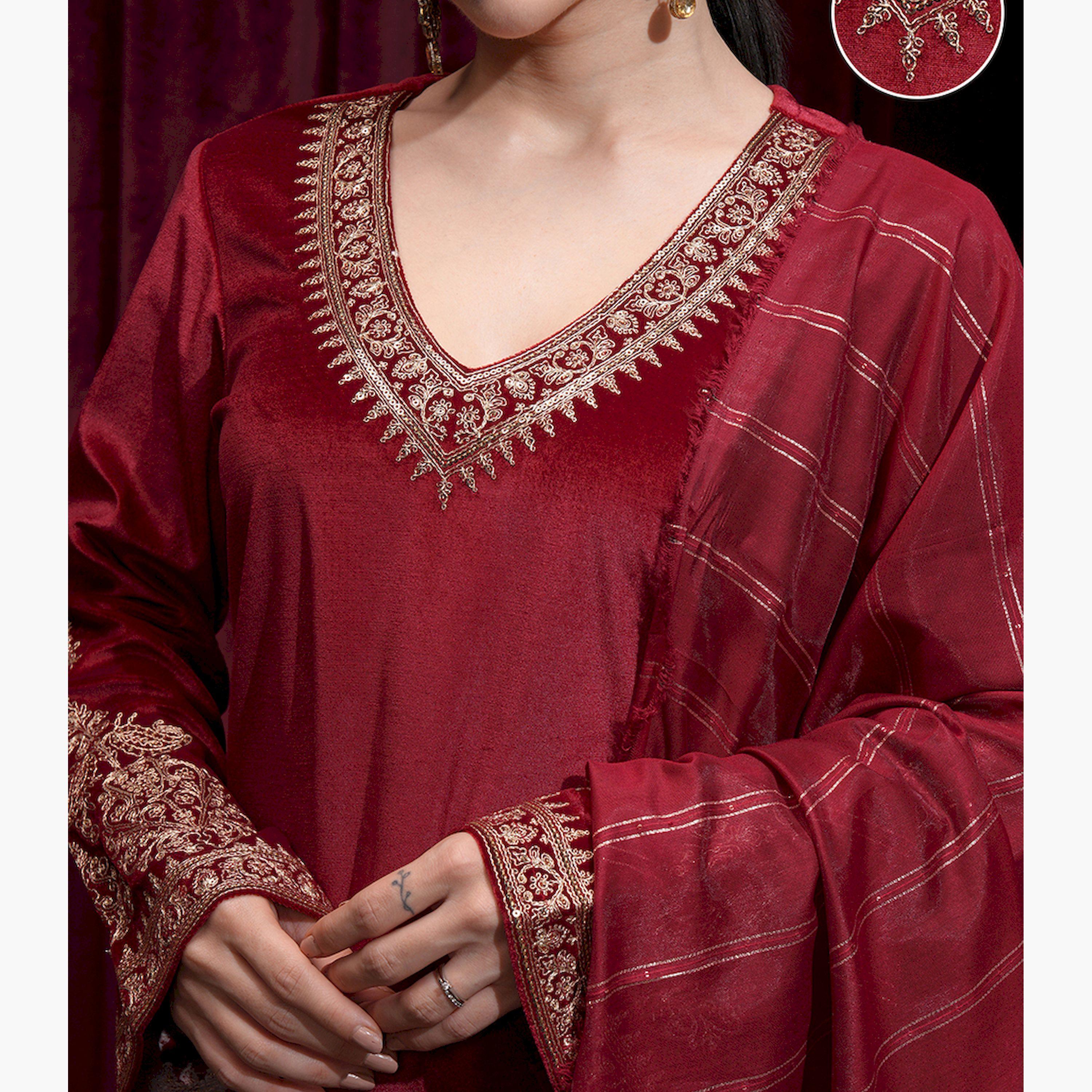 فيشود × ستايلي - كورتا نسائية عادية مطرزة بزخارف عرقية مع بنطال ووشاح-women-clothing-ethnicwear-sareesets-image-5