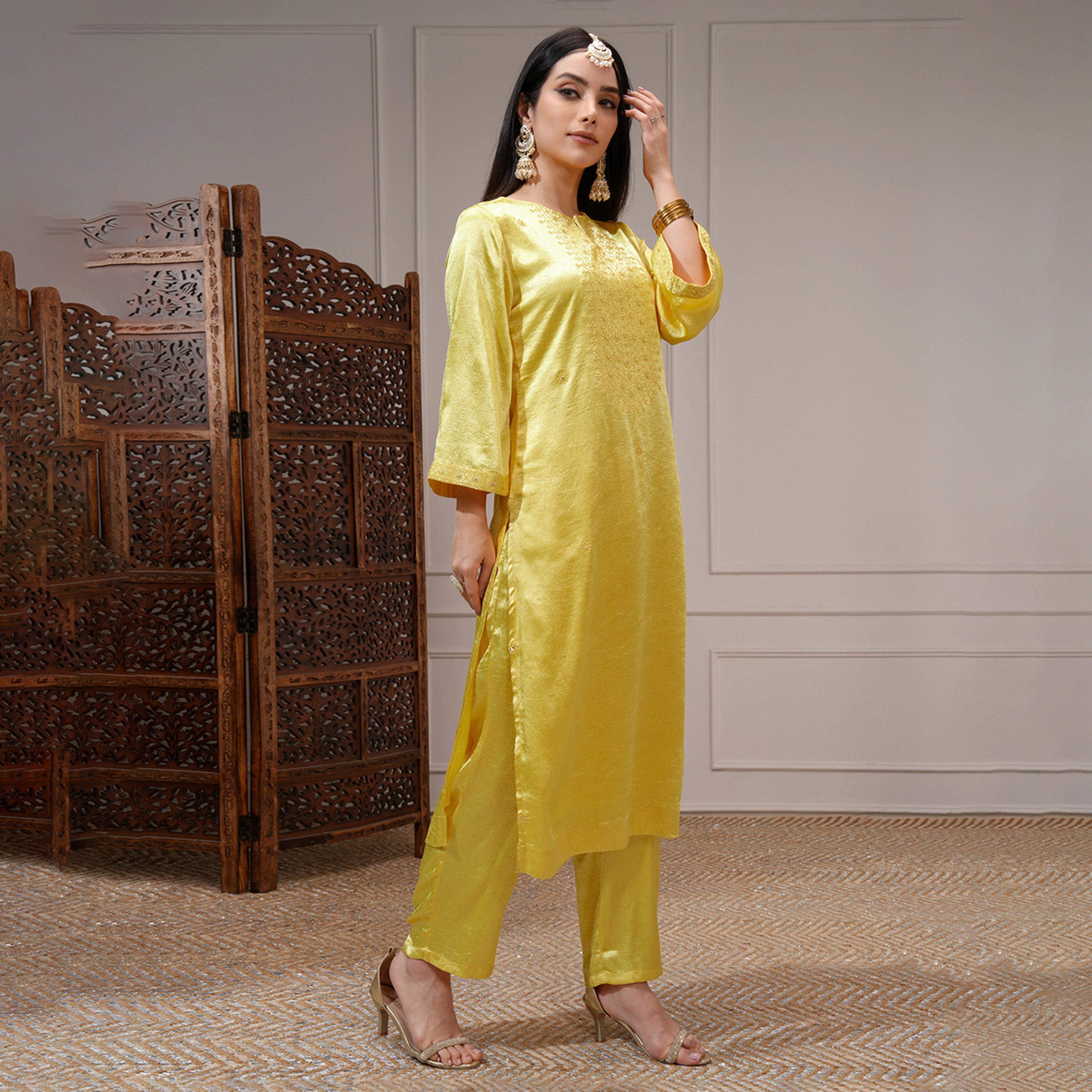 Vishudh X Styli Women Ethnic Motifs Embroidered Regular Kurta with Trousers & Dupatta-women-clothing-ethnicwear-sareesets-image-6