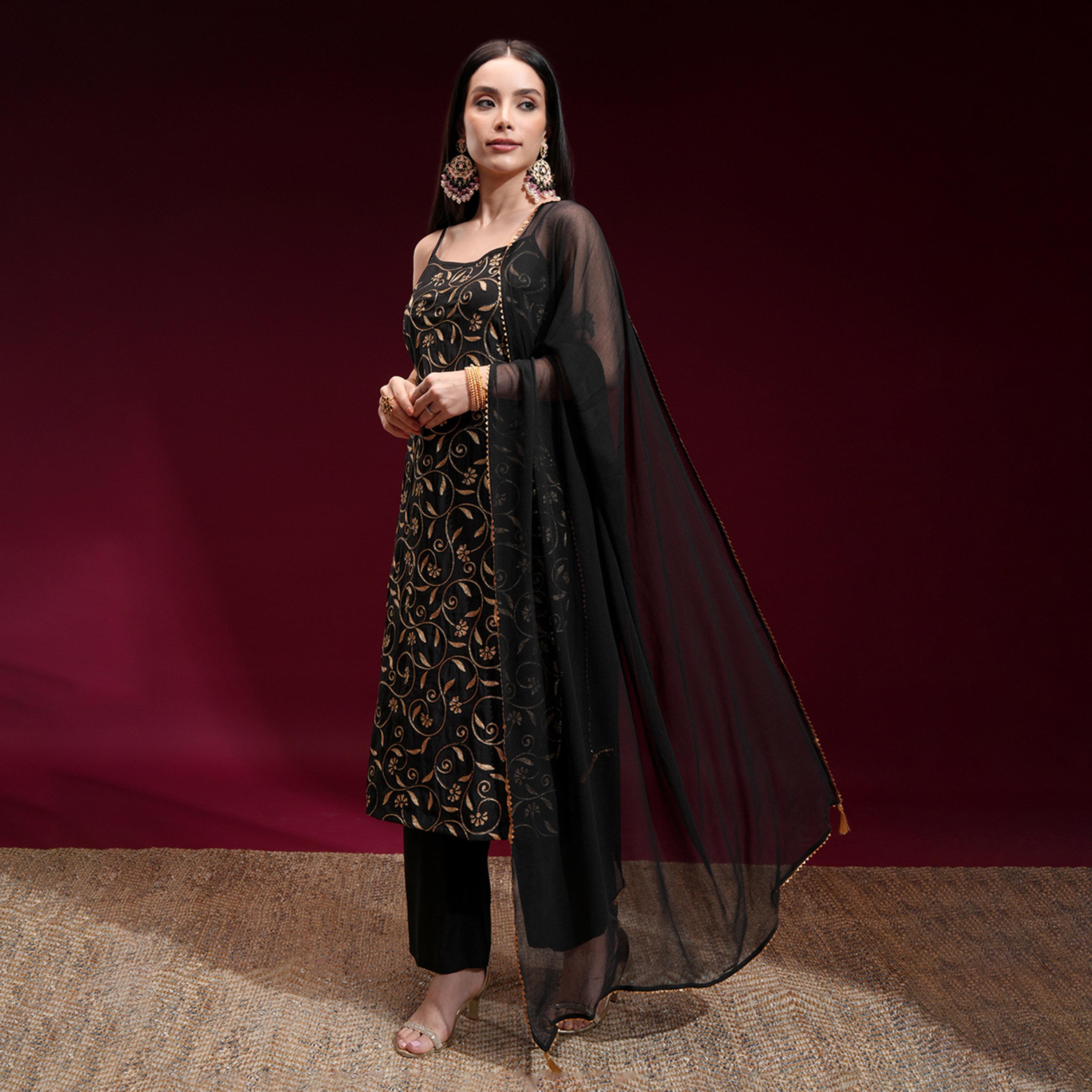 فيشود × ستايلي - كورتا مستقيمة مطرزة بالزهور مع بنطال ووشاح-women-clothing-ethnicwear-sareesets-image-1