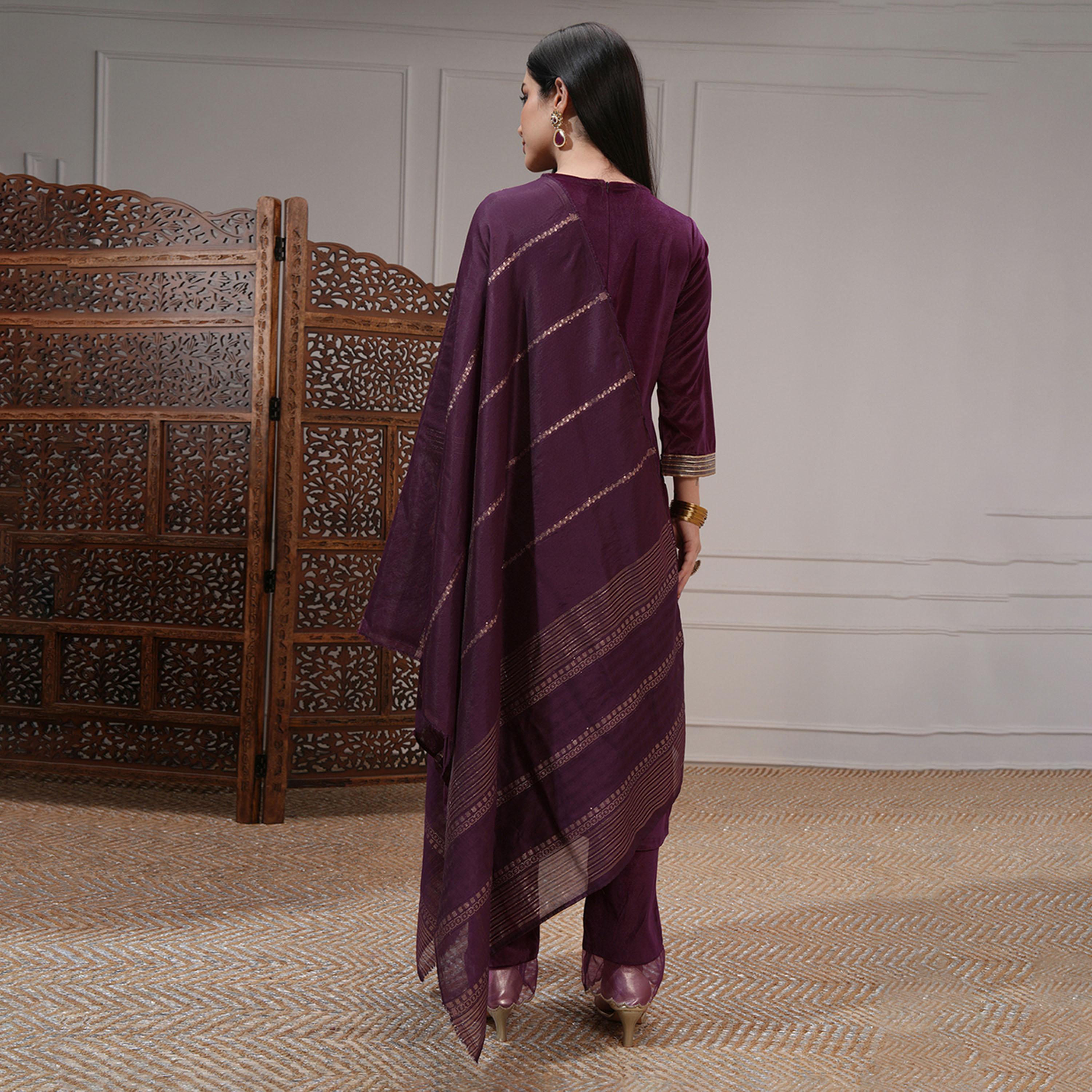 فيشود × ستايلي - كورتا نسائية مطرزة بزخارف عرقية وترتر مع بنطال ووشاح-women-clothing-ethnicwear-sareesets-image-3