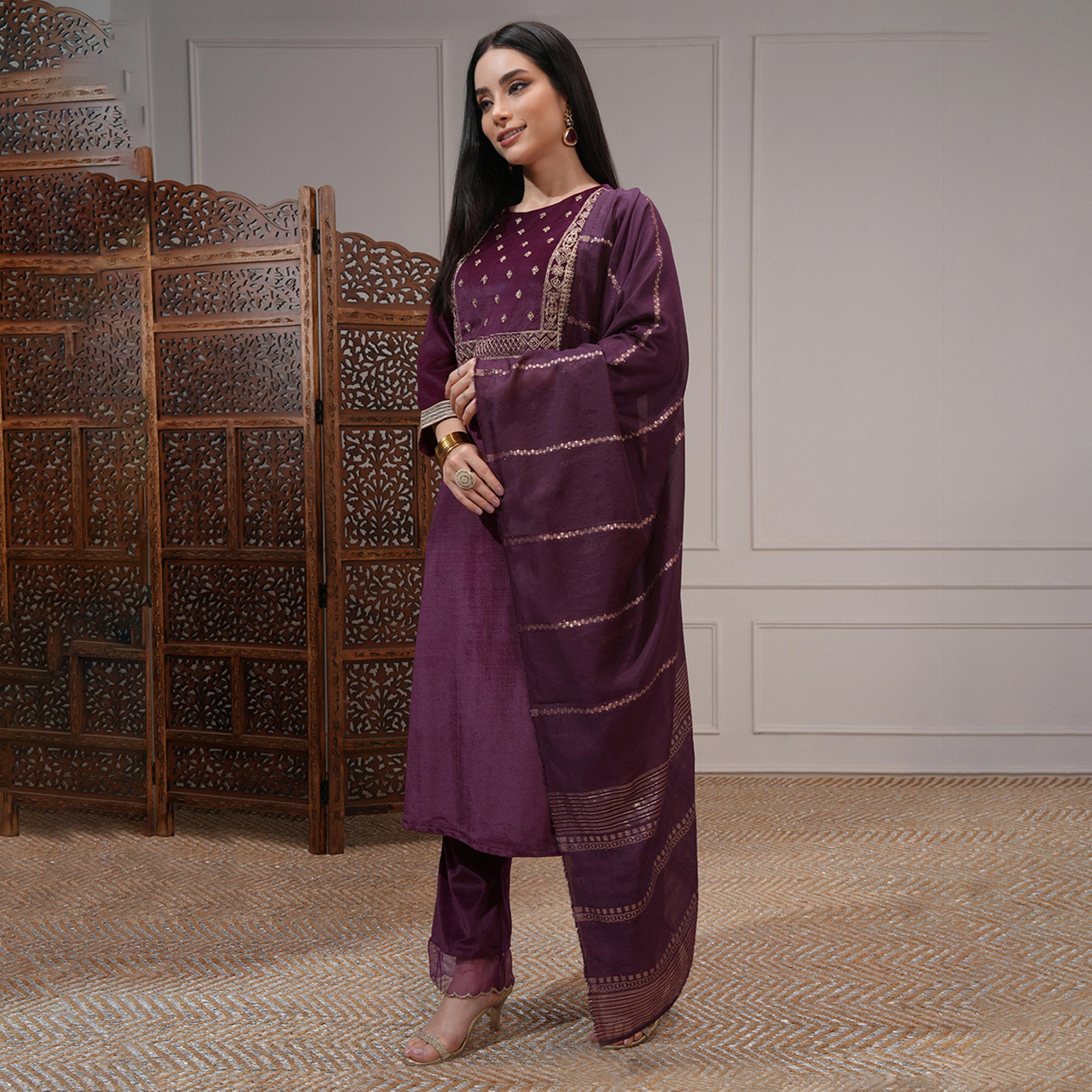 فيشود × ستايلي - كورتا نسائية مطرزة بزخارف عرقية وترتر مع بنطال ووشاح-women-clothing-ethnicwear-sareesets-image-4
