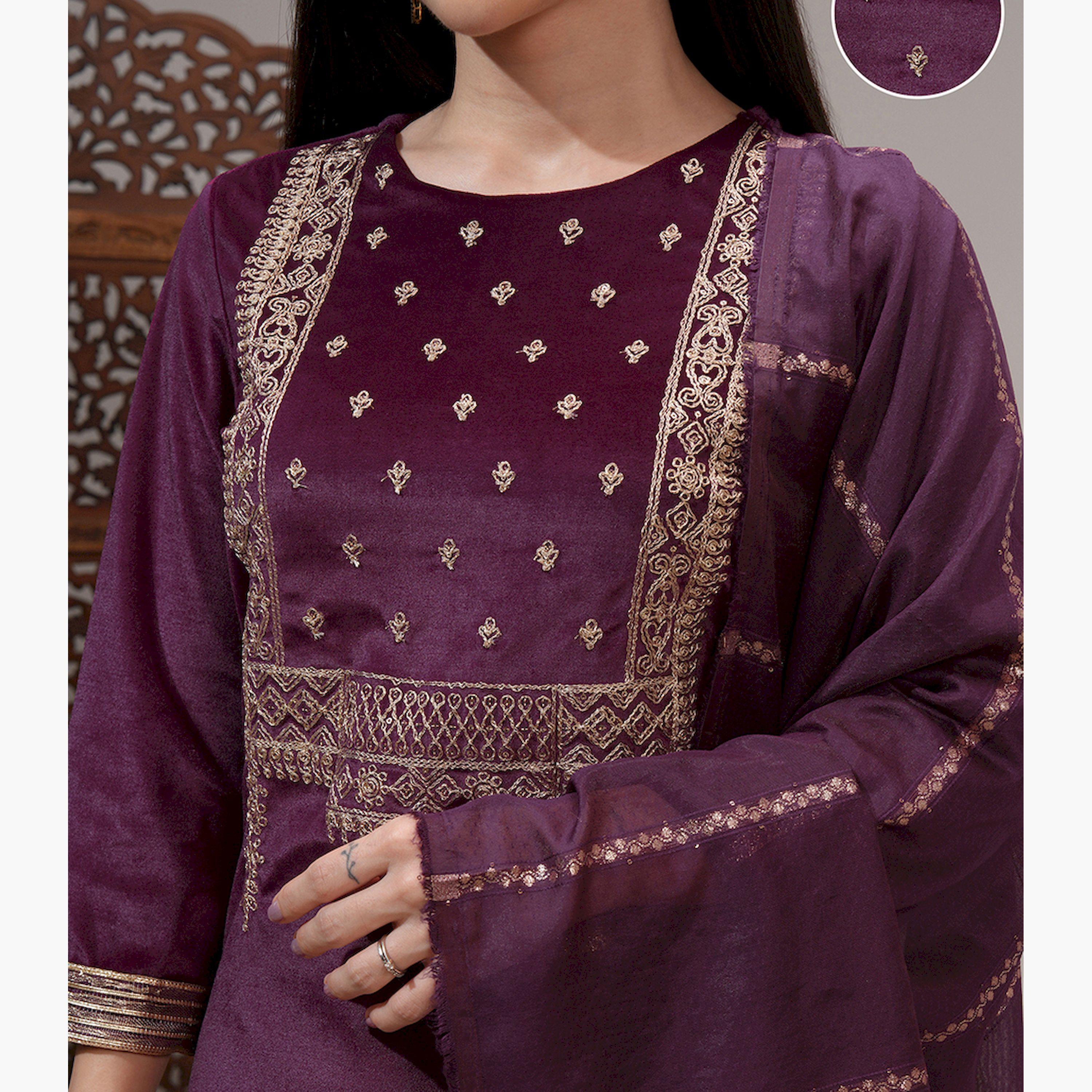 فيشود × ستايلي - كورتا نسائية مطرزة بزخارف عرقية وترتر مع بنطال ووشاح-women-clothing-ethnicwear-sareesets-image-5