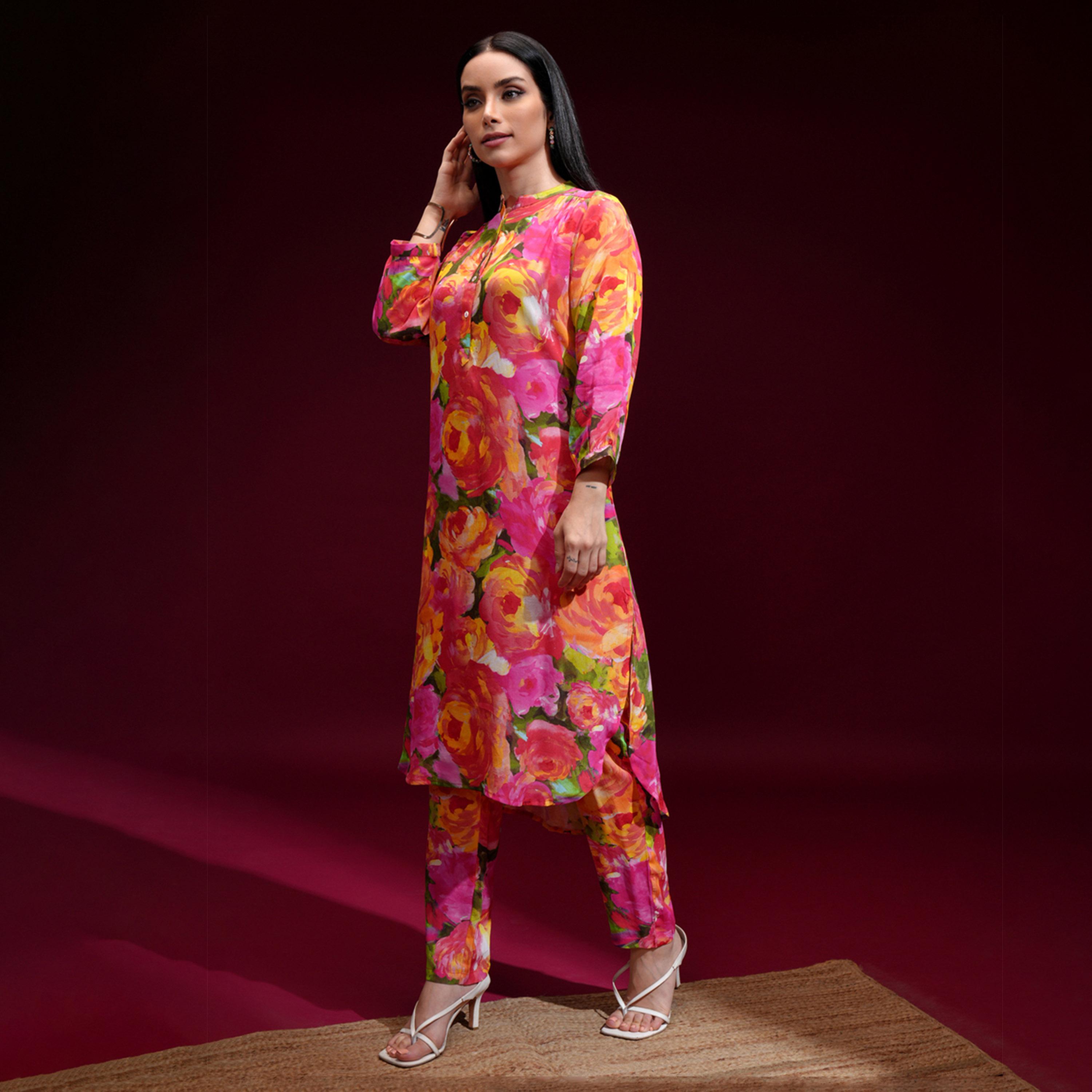 Vishudh X Styli Women Floral Printed Regular Kurta with Trousers-women-clothing-ethnicwear-kurtasets-image-4