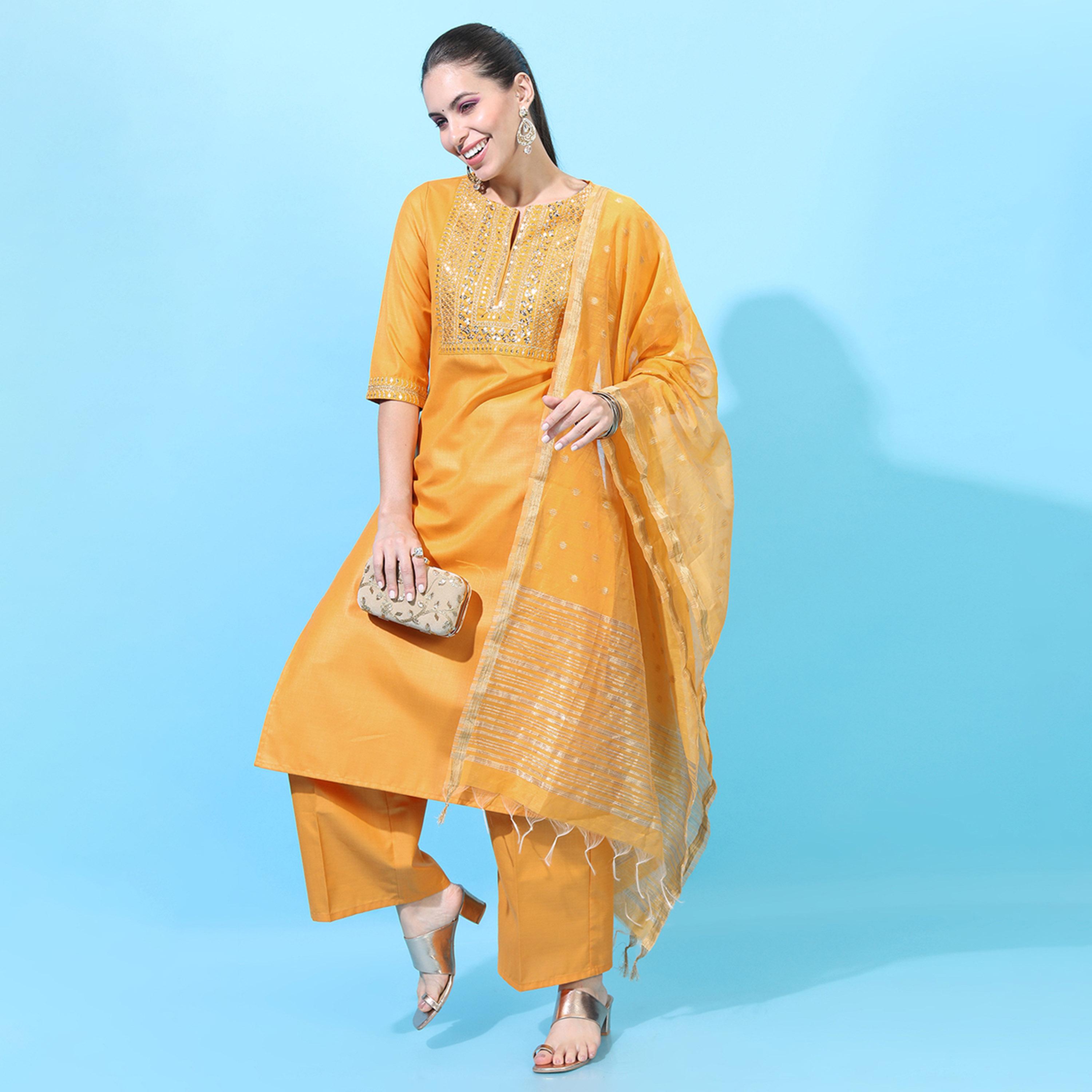 فيشود × ستايلي - كورتا نسائية مطرزة مع بنطال ووشاح - أصفر-women-clothing-ethnicwear-sareesets-image-1