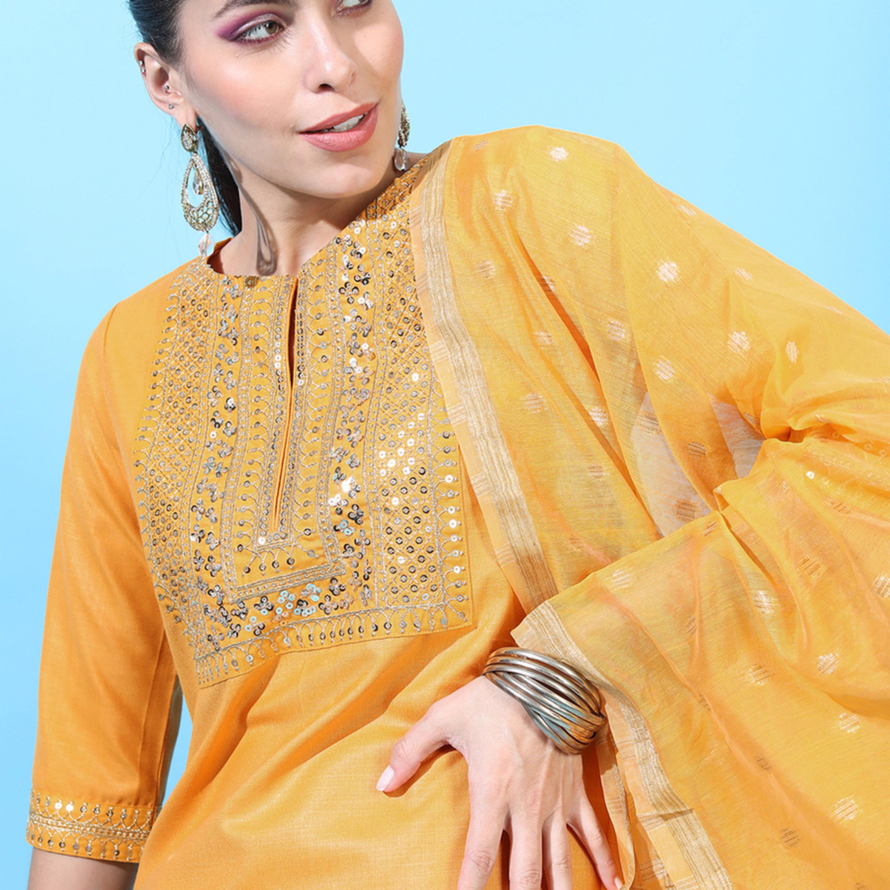فيشود × ستايلي - كورتا نسائية مطرزة مع بنطال ووشاح - أصفر-women-clothing-ethnicwear-sareesets-image-2