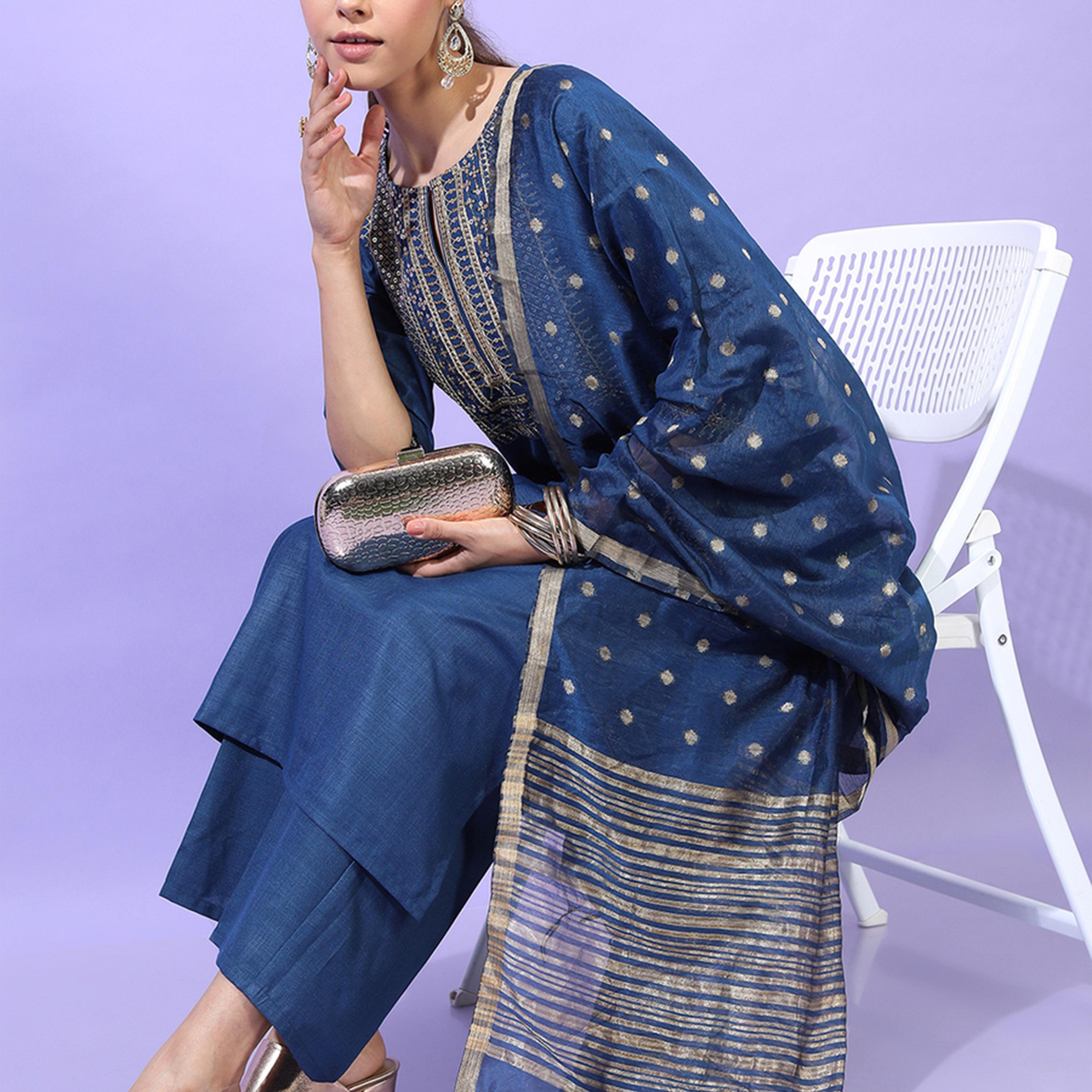فيشود × ستايلي - كورتي نسائي متعدد الطبقات مع بنطال ووشاح - أزرق مخضر-women-clothing-ethnicwear-sareesets-image-2