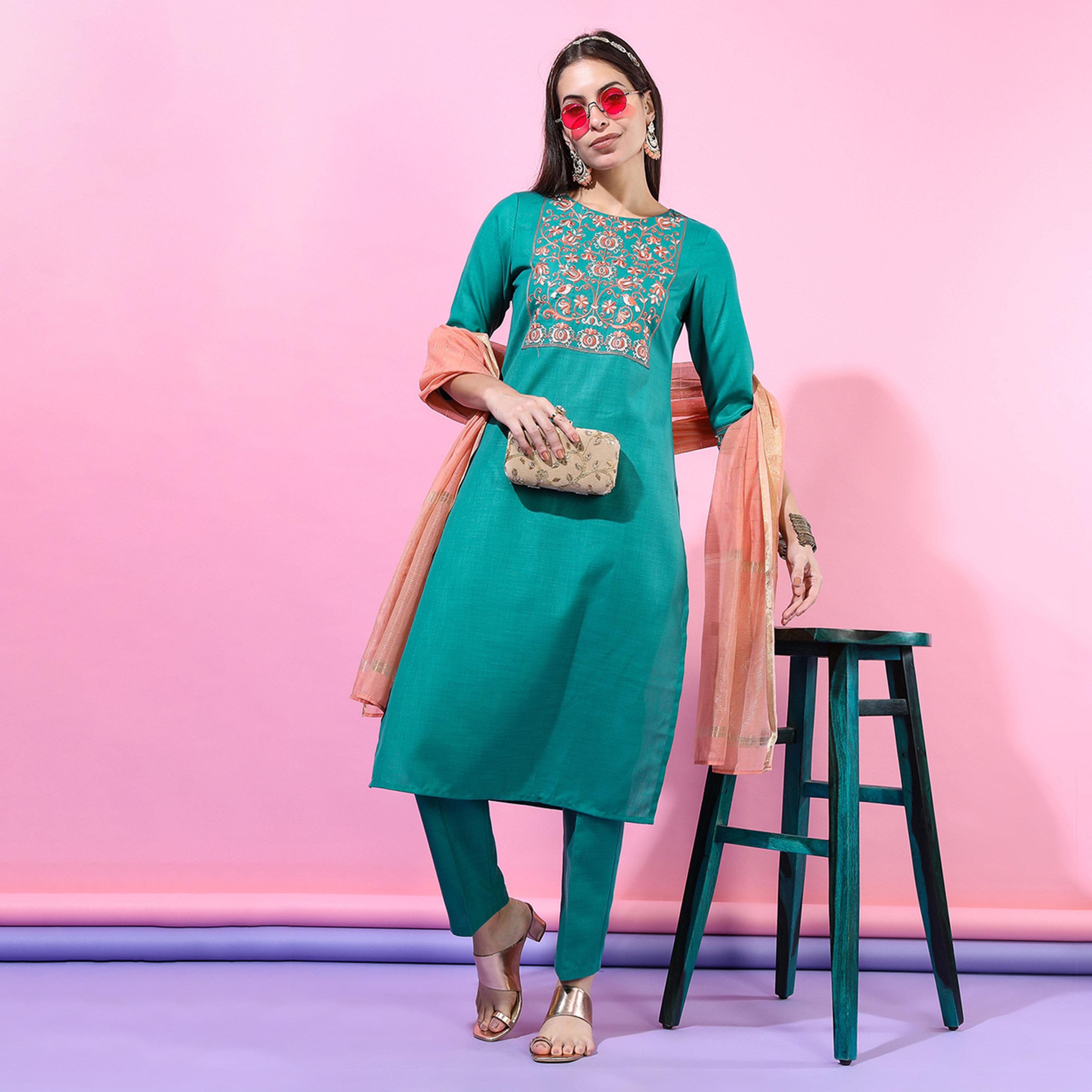فيشود × ستايلي - كورتا نسائية مستقيمة مطرزة باللون الأخضر مع بنطال ووشاح-women-clothing-ethnicwear-sareesets-image-1