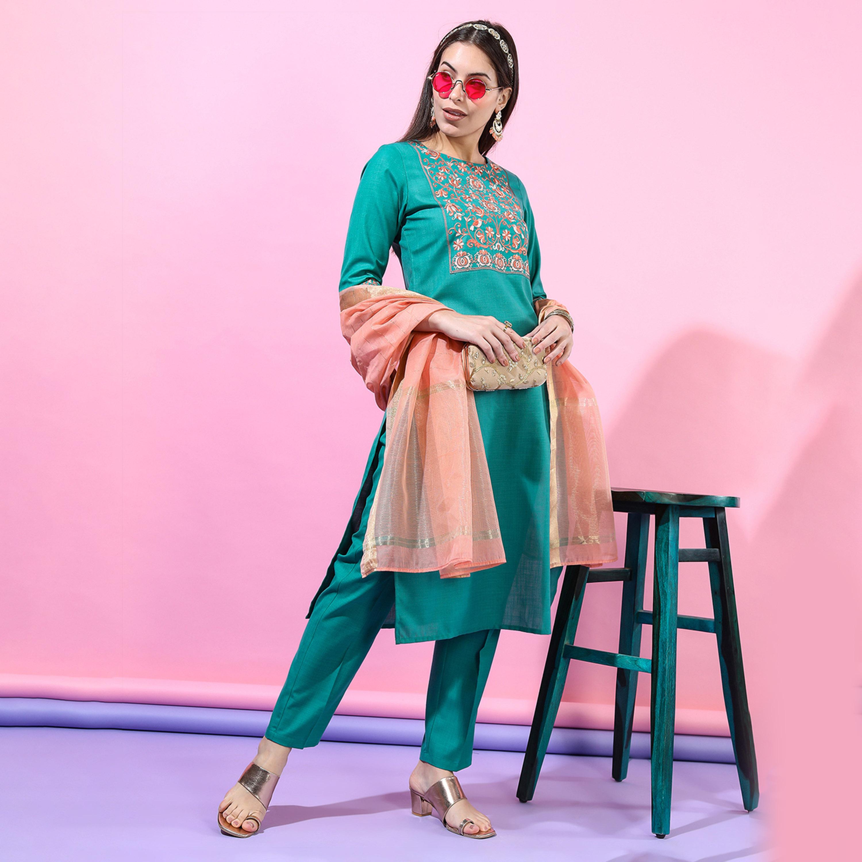 فيشود × ستايلي - كورتا نسائية مستقيمة مطرزة باللون الأخضر مع بنطال ووشاح-women-clothing-ethnicwear-sareesets-image-6