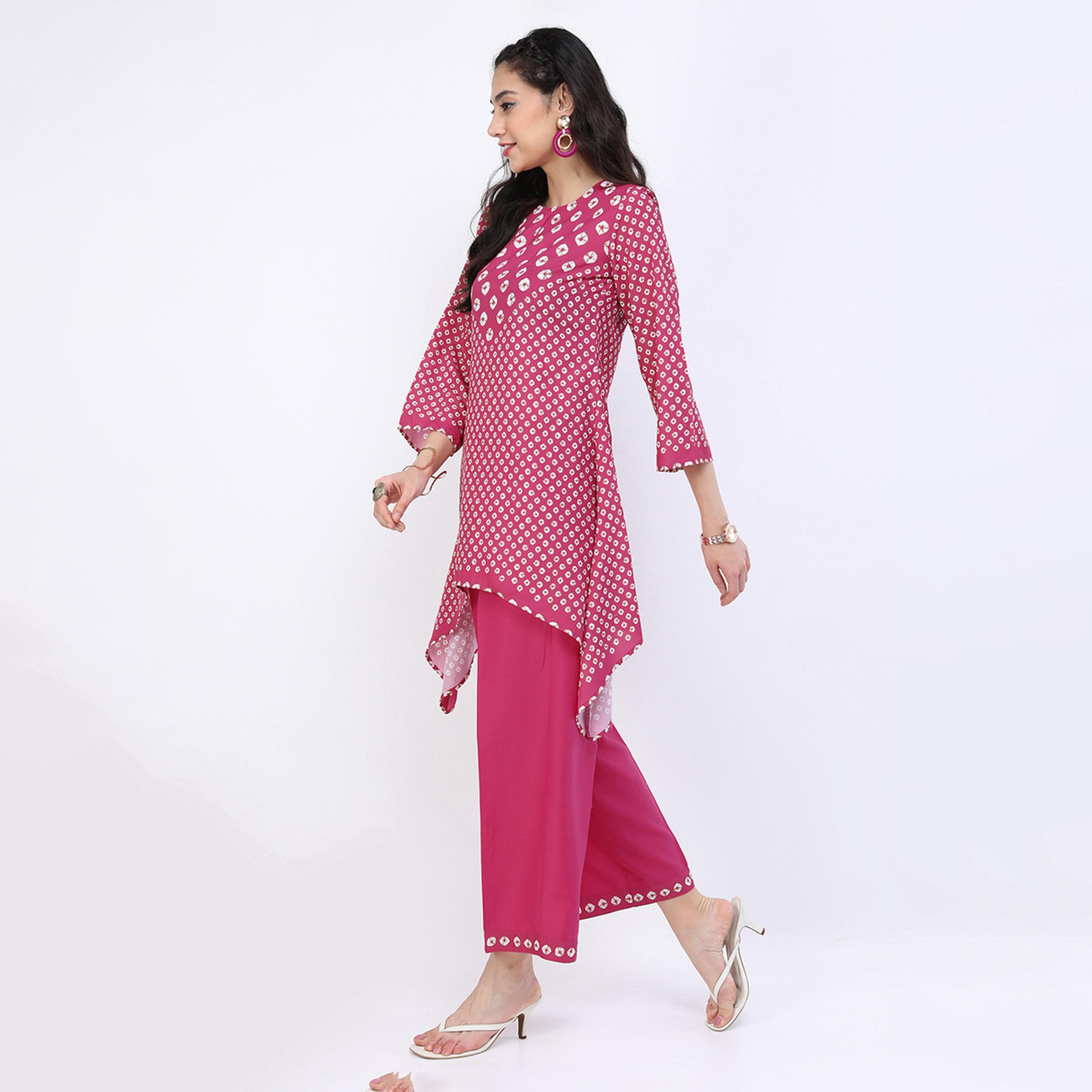 فيشود × ستايلي - كورتي نسائي بانداني مع بنطال باللون الوردي للنساء-women-clothing-ethnicwear-kurtasets-image-2